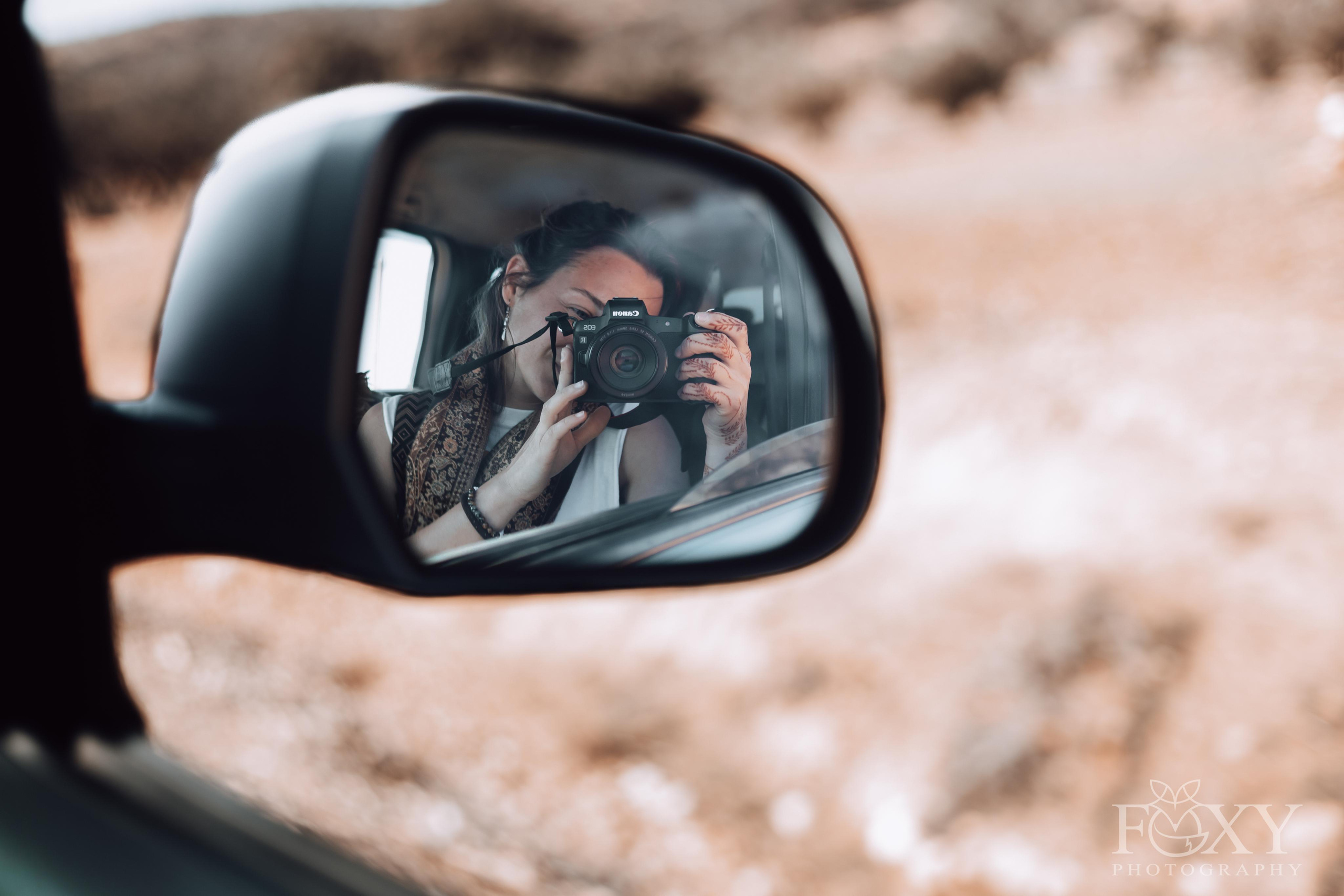 ABOUT. Dana Lišková — Empathetic Photographer | Introspective Artist |Neurodivergent Coach | Founder of Artepy.cz