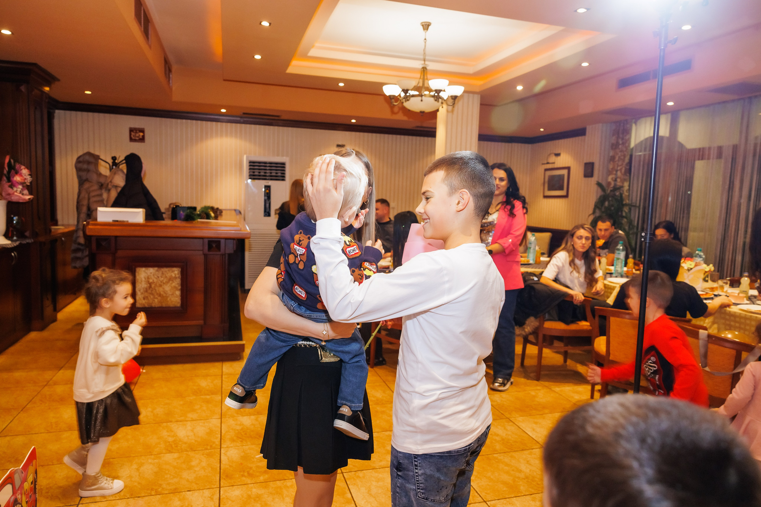 Честит Рожден Ден. Фотограф Ирина Йотова