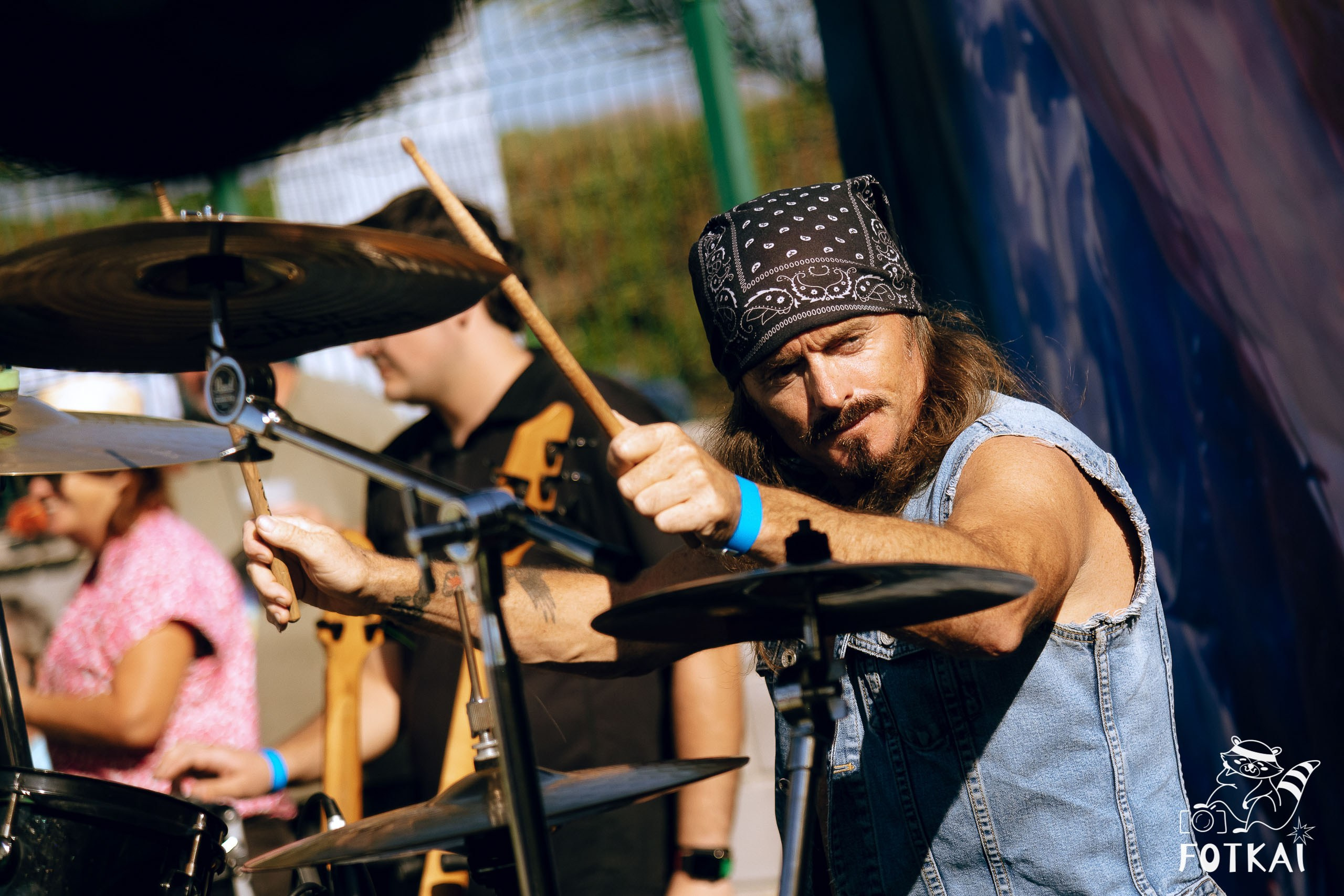 Autumn Gold Fiesta 2025 en Alannia Guardamar – Reportaje fotográfico | FOTKAI