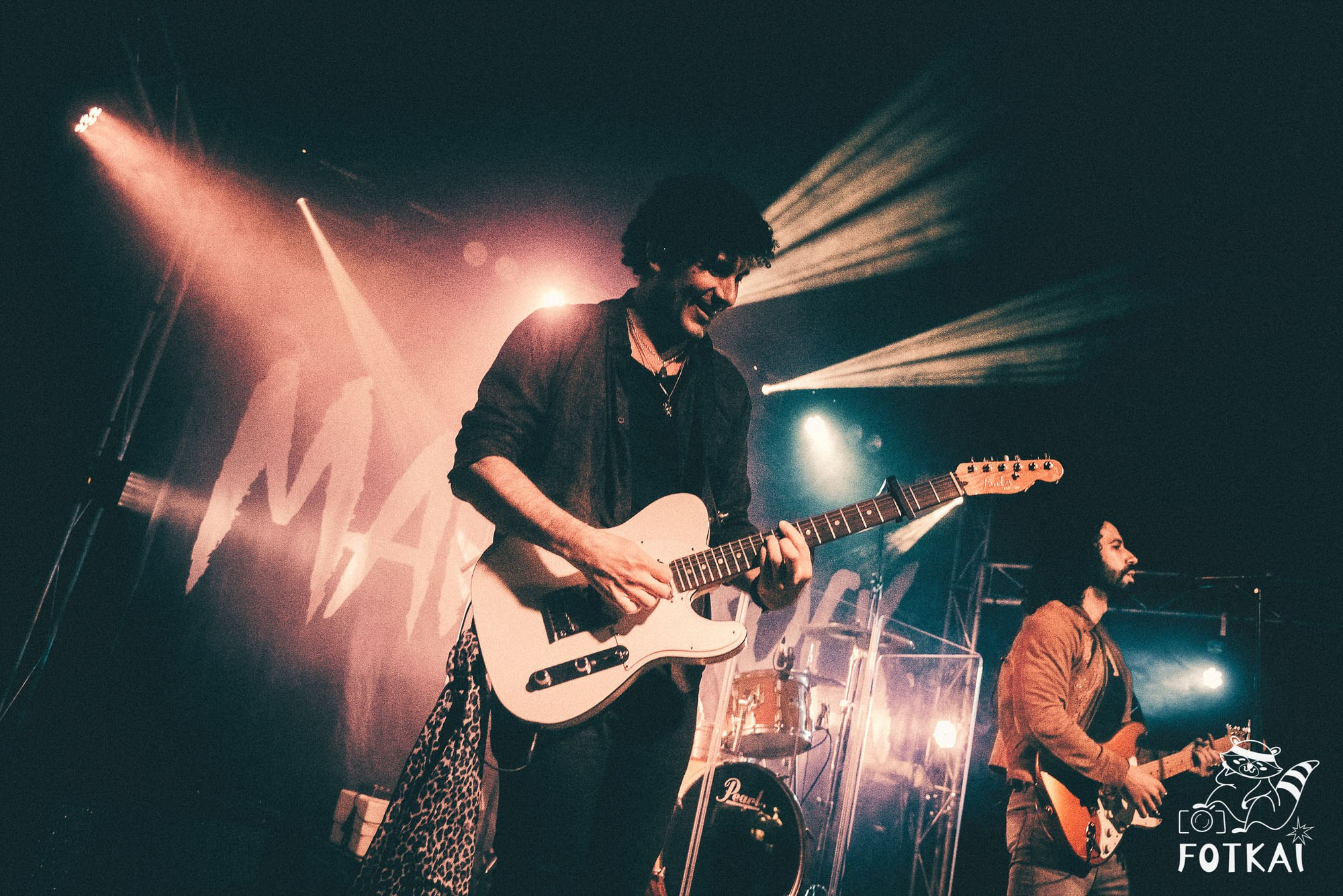 DENISDENIS — reportaje fotográfico del concierto en la Sala Marearock (Alicante) | FOTKAI