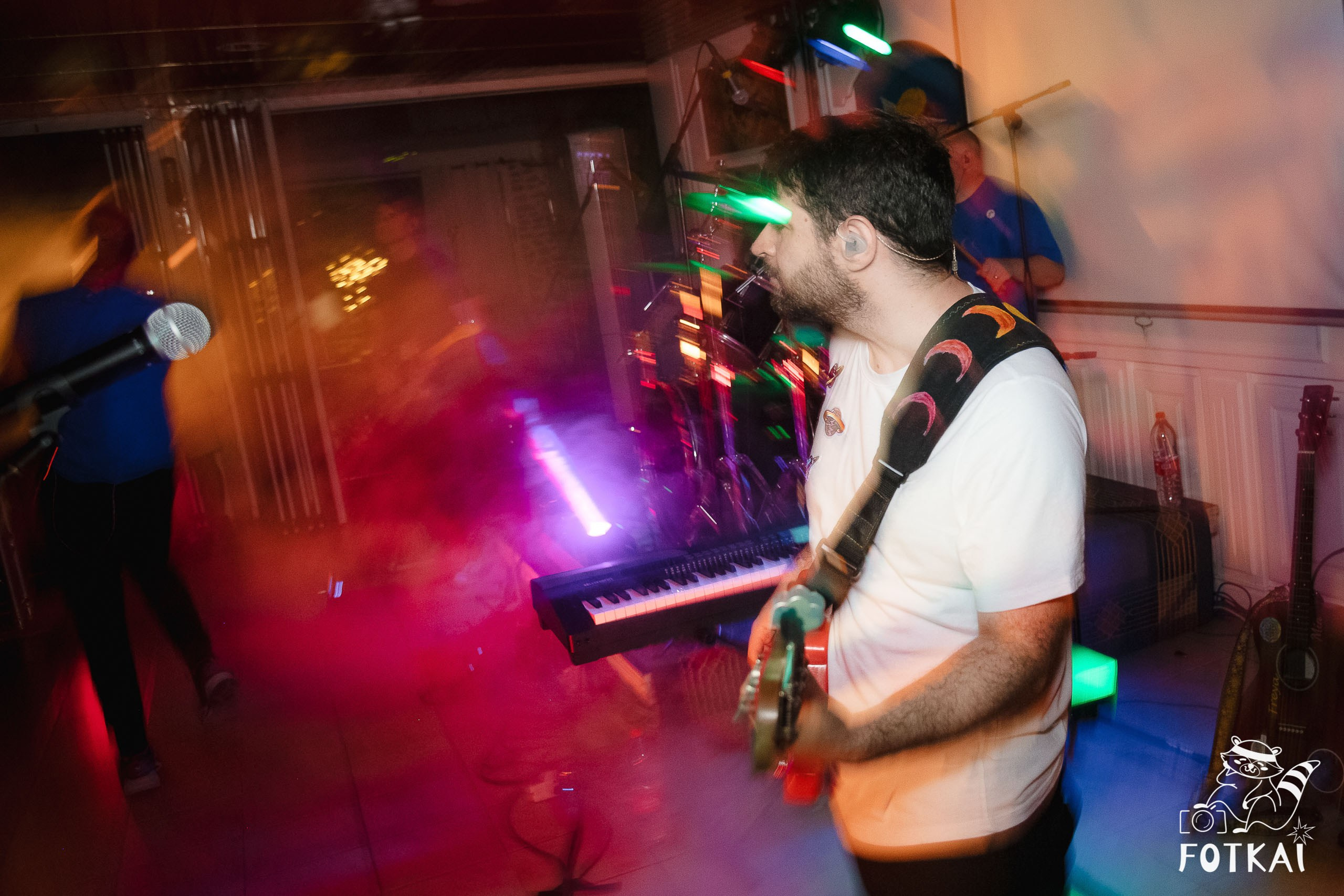 Ultimate Coldplay en Restaurante Los Cucalos: Reportaje fotográfico 17.09.25 | FOTKAI