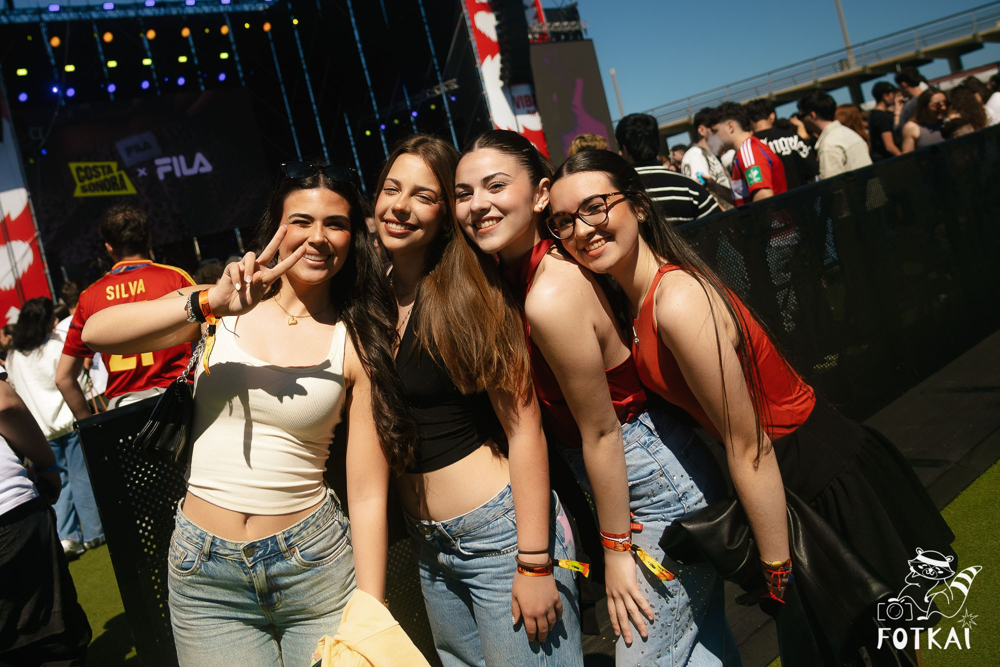 Costa Sonora 2026 Alicante Día 1 Fotos — encuéntrate en fotos y busca amigos del festival | FOTKAI