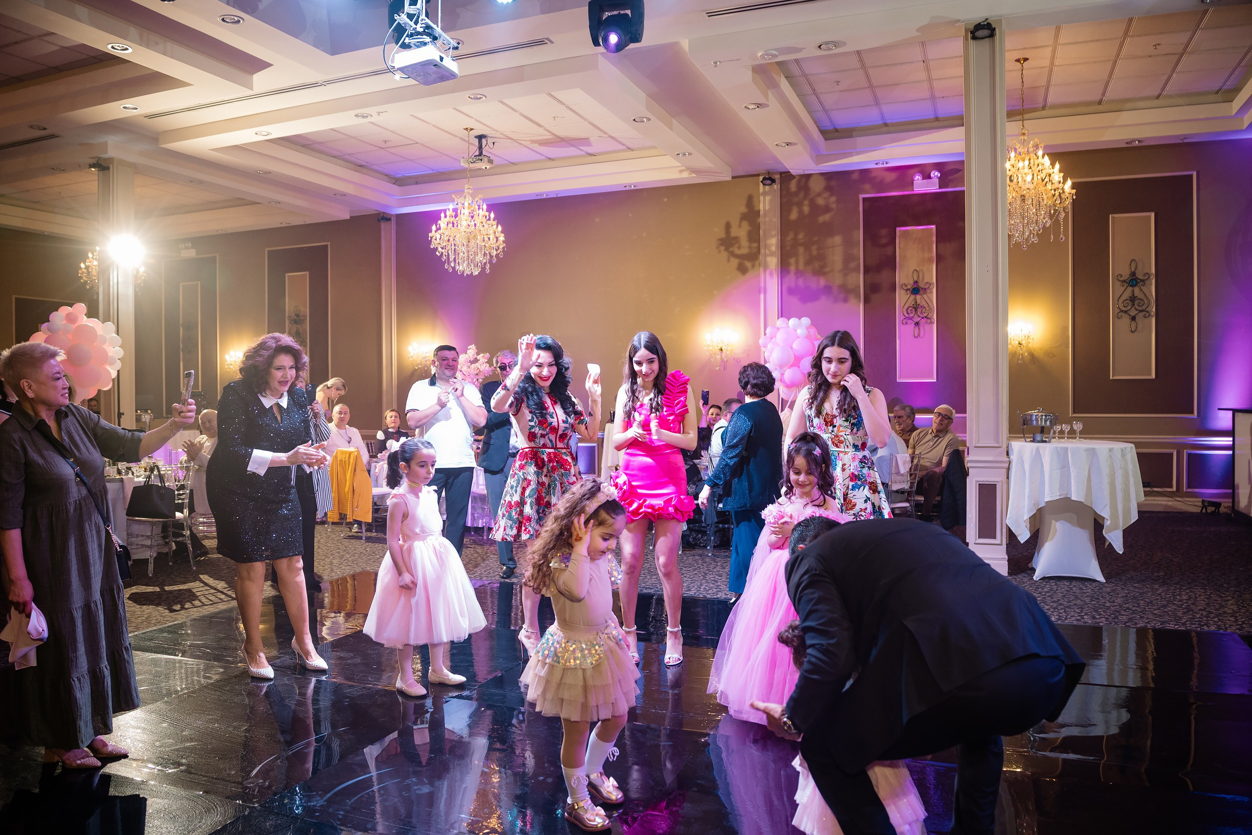 04.13.2025 First birthday. Wedding family event photographer in Chicago Nick Yushevich