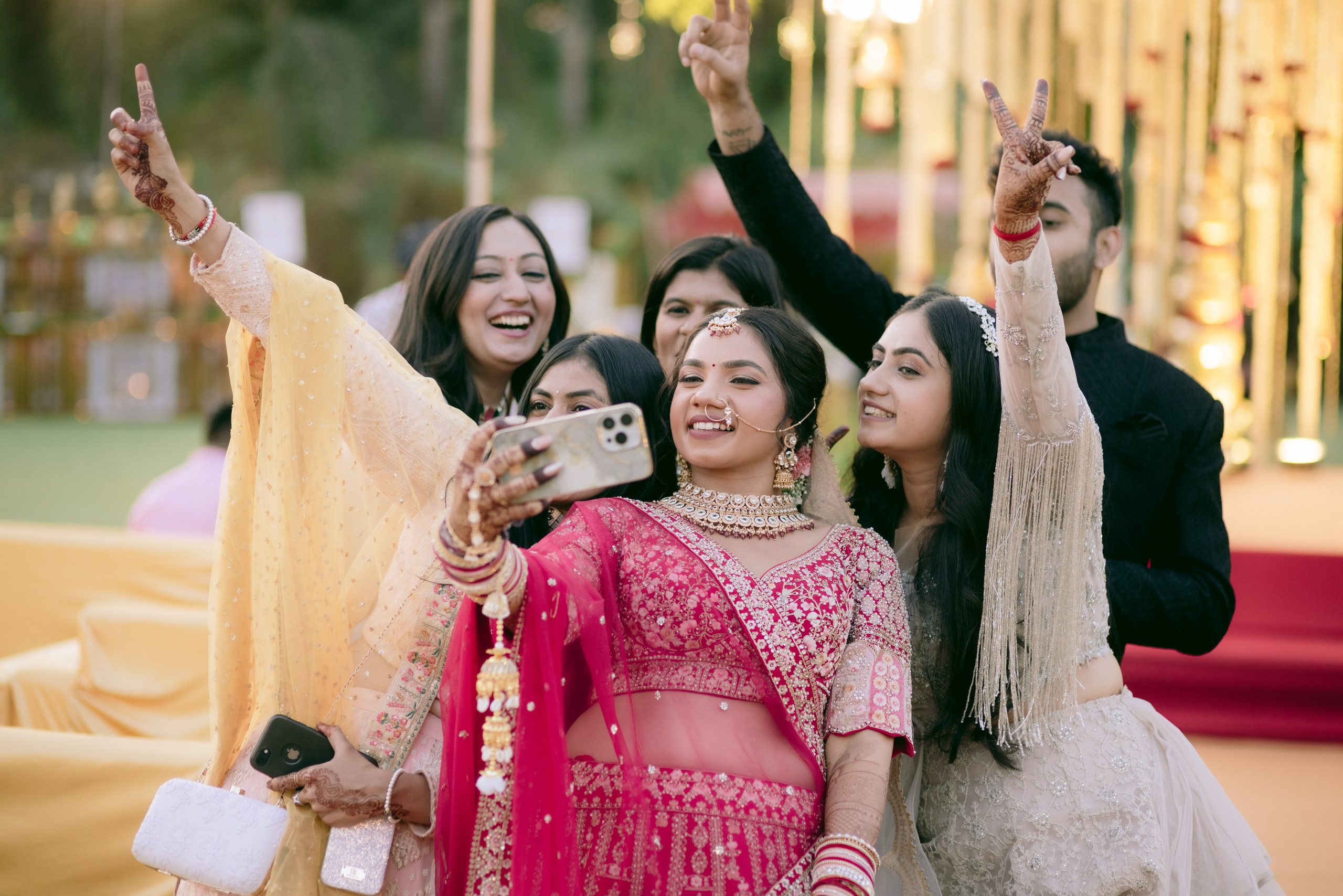 WEDDINGS. Love Emotions Weddings