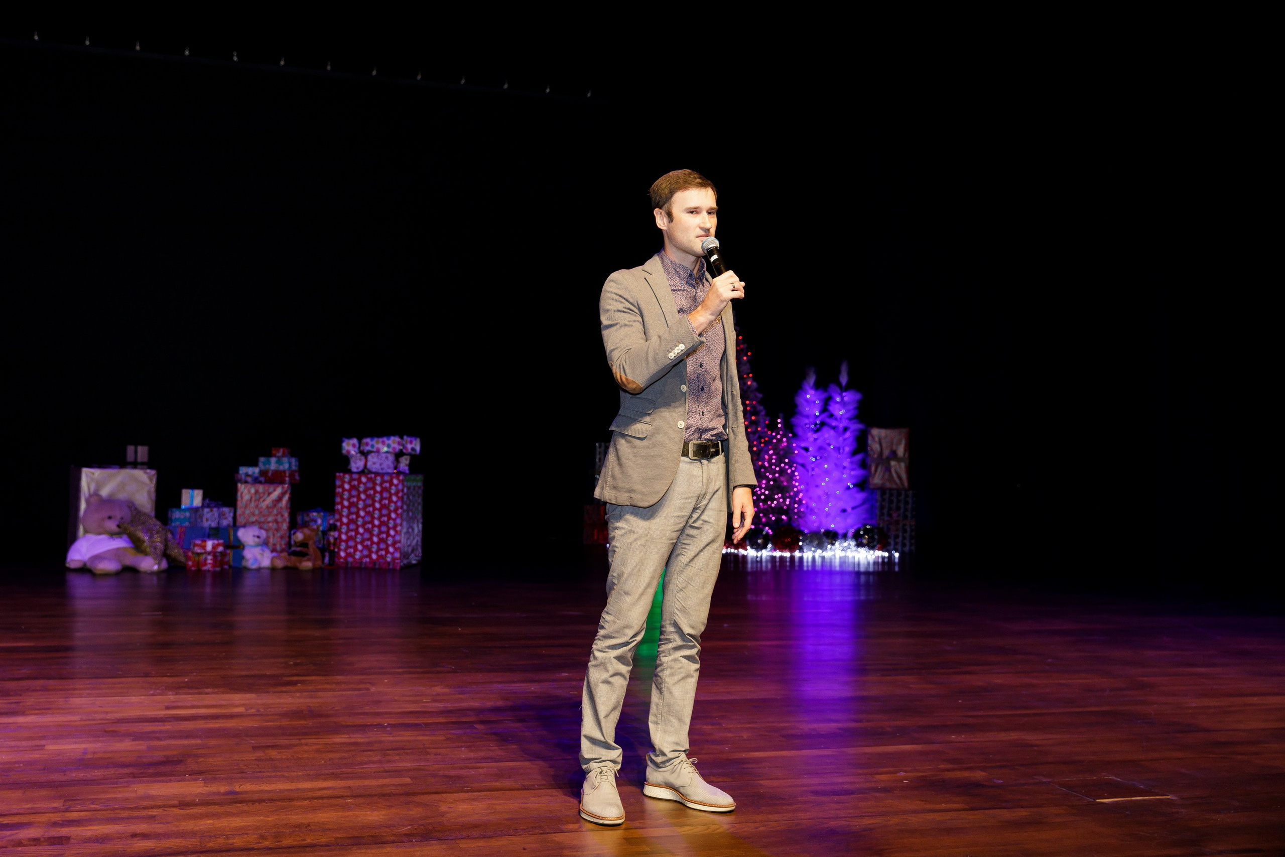 Новогодняя сказка для журнала Русские Эмираты, Дубай 2024. Фотограф Анна Кучерявая | Свадьбы и мероприятия в Дубае