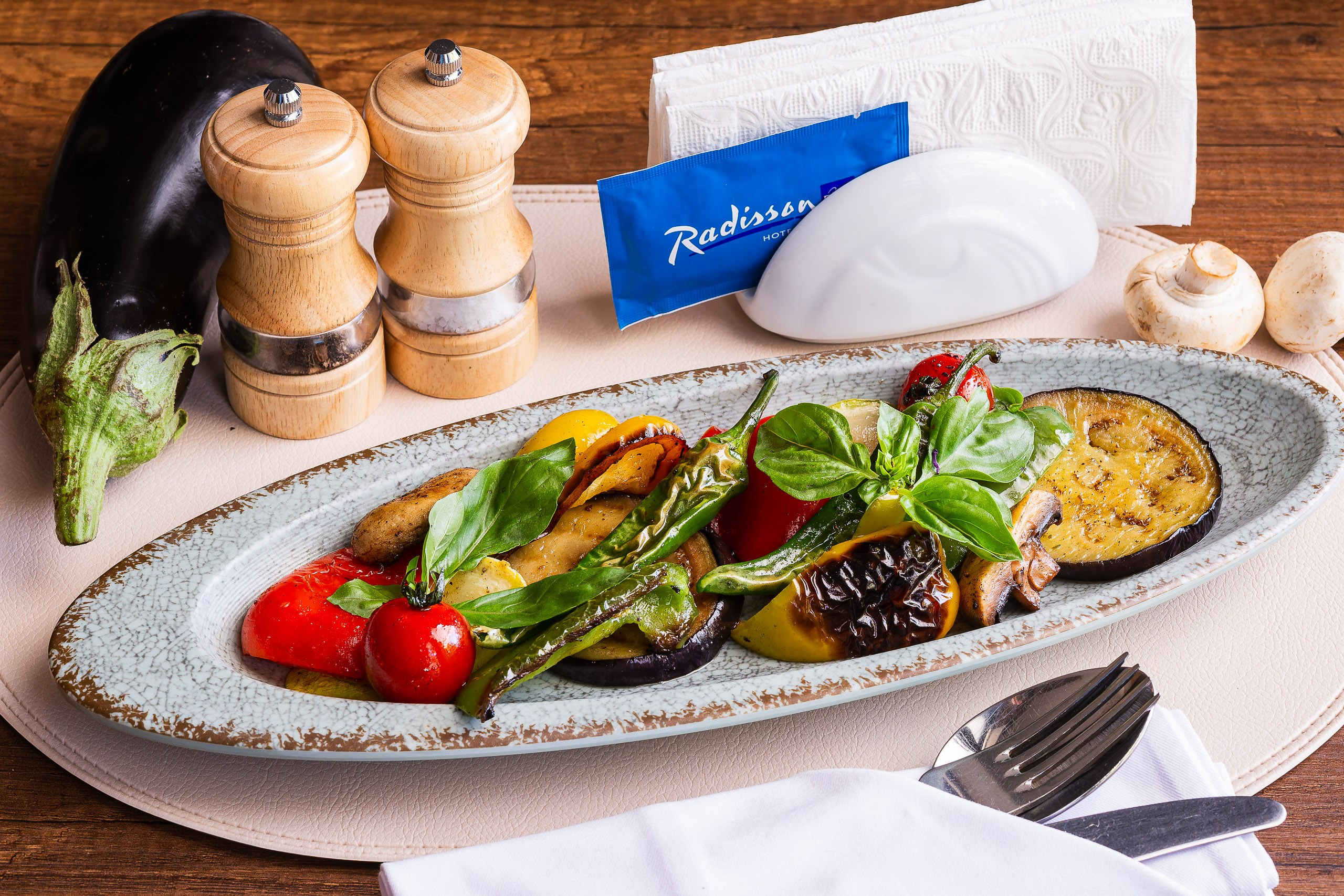 Pool and Bar. Interior photographer Tashkent — wedding, product and food photography, Uzbekistan