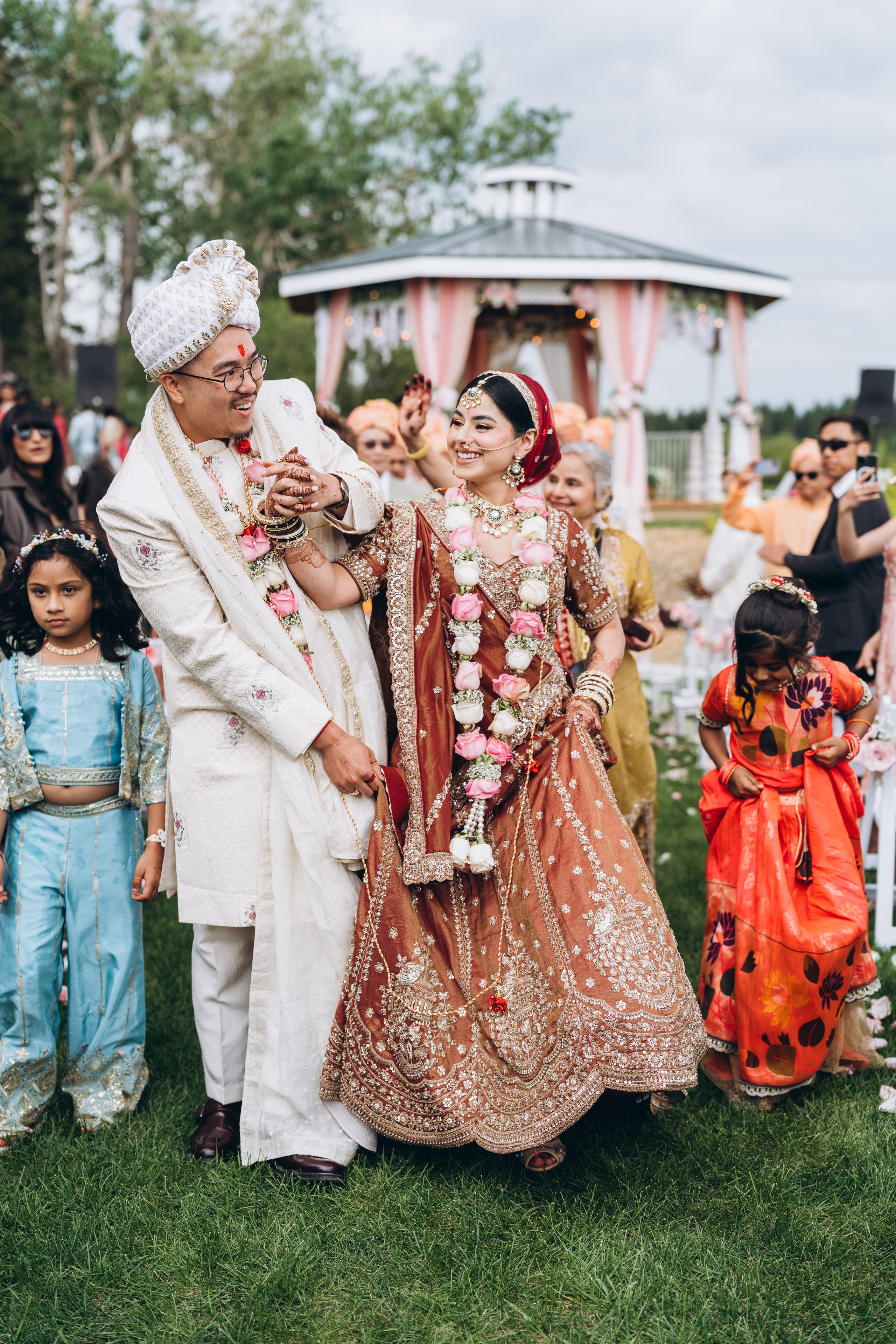 Jackie & Bindi. Calgary Wedding & Lifestyle Photographer — Yevhen Polishchuk
