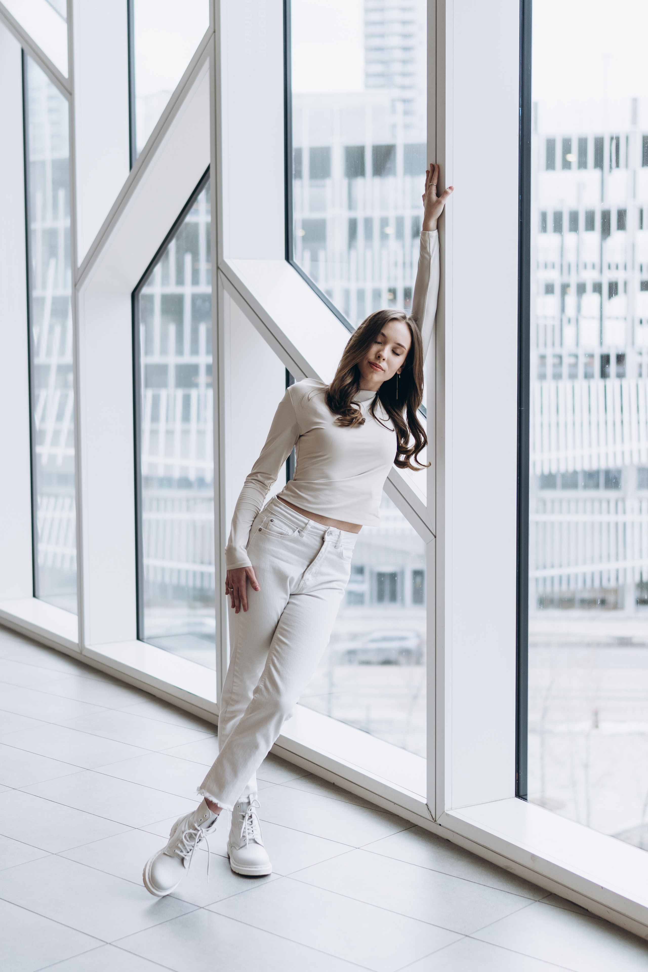 Violeta. Calgary Wedding & Lifestyle Photographer — Yevhen Polishchuk