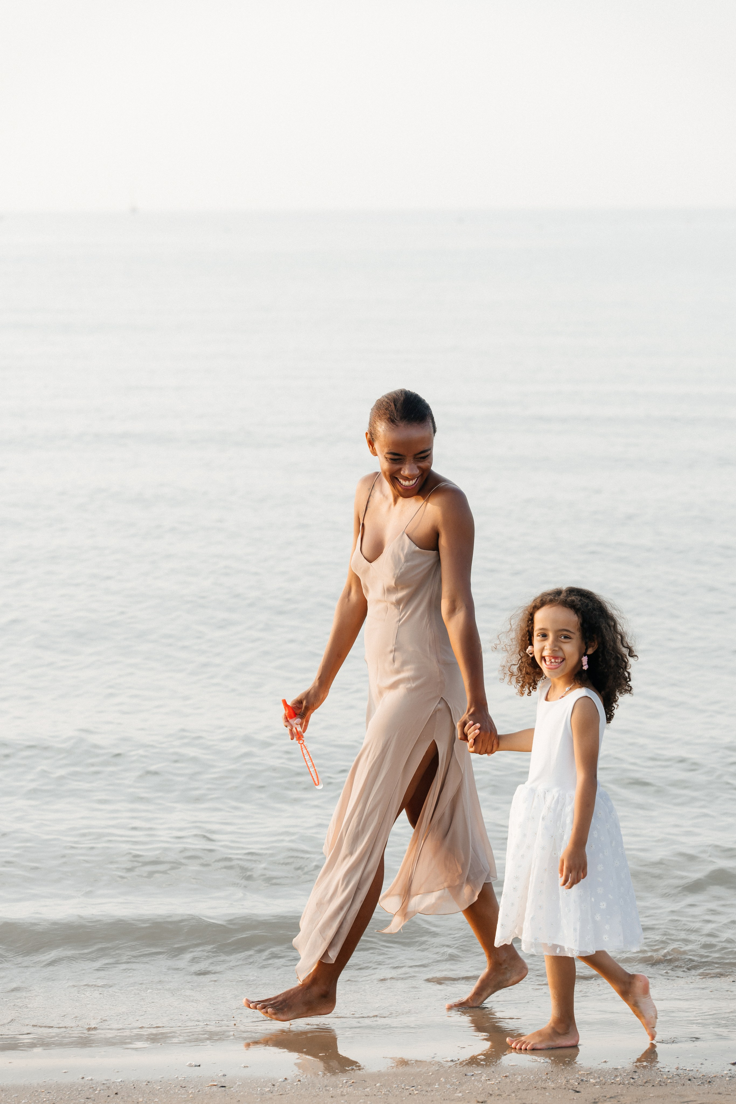 Elena with mother. Fotografa Rimini