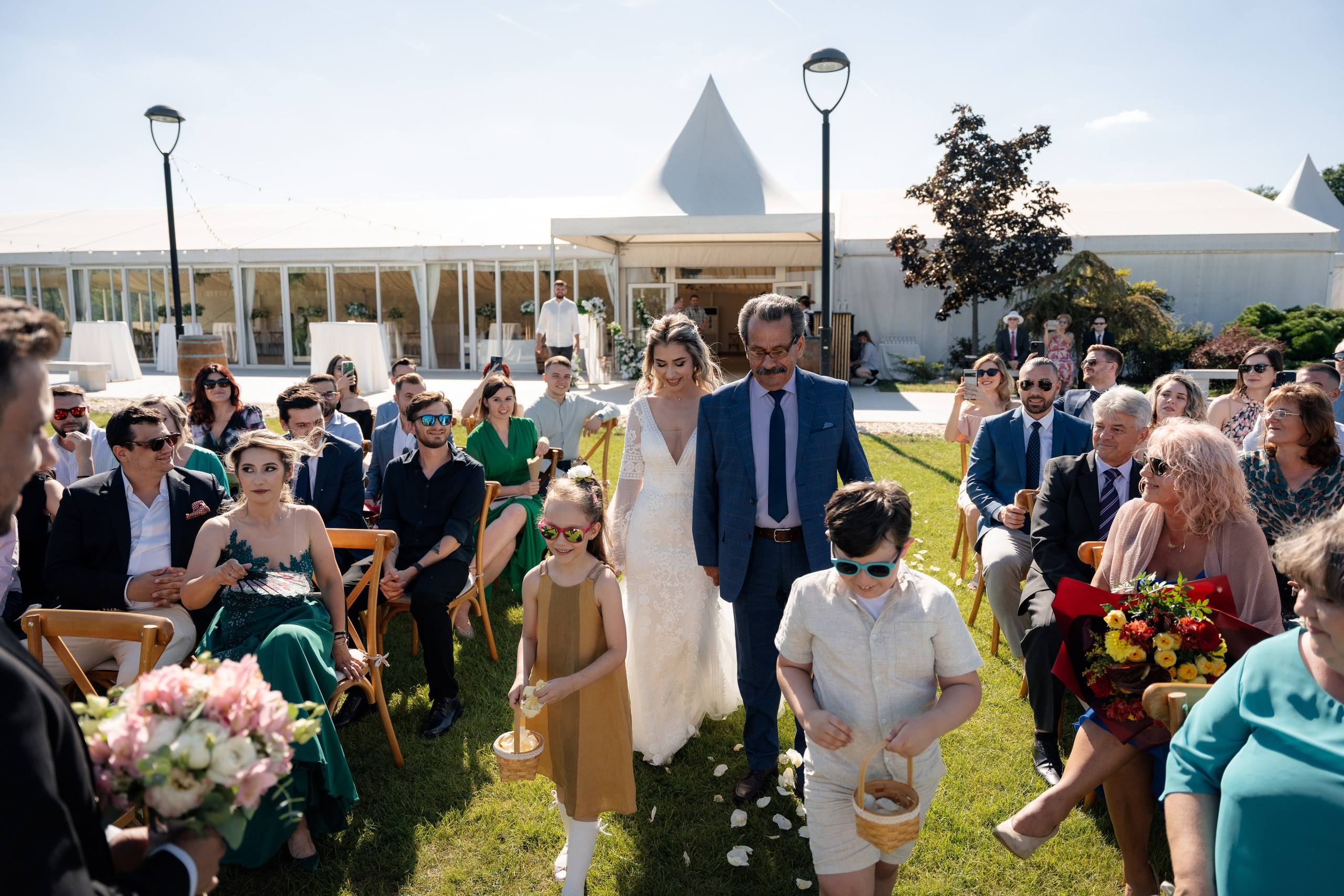 Sandra & Razvan. Destination Wedding Photographer Alex Pasarelu