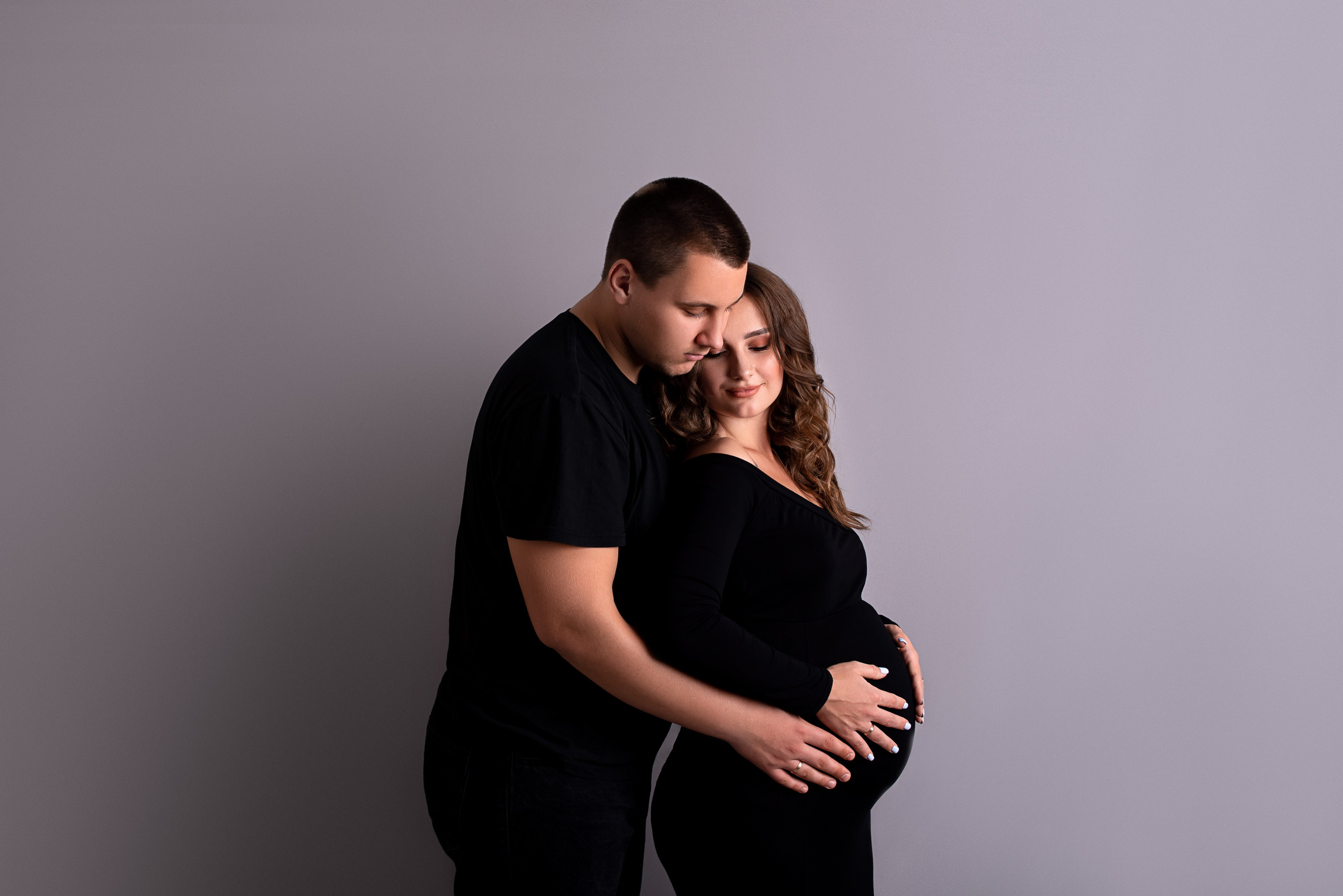 Babybauchshooting in Berlin – Elegant & Natürlich