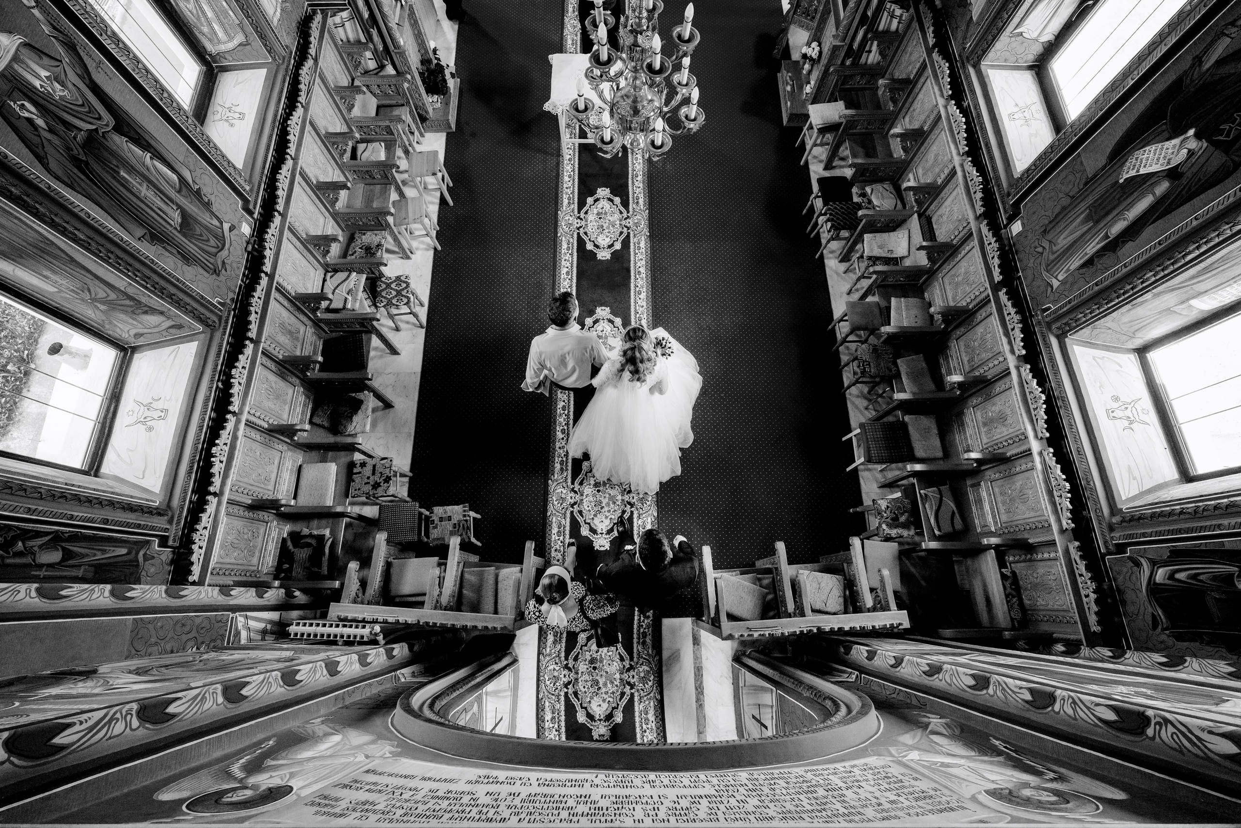 Andreea & Valentin. Raw Studio. Fotograful tau de nunta!