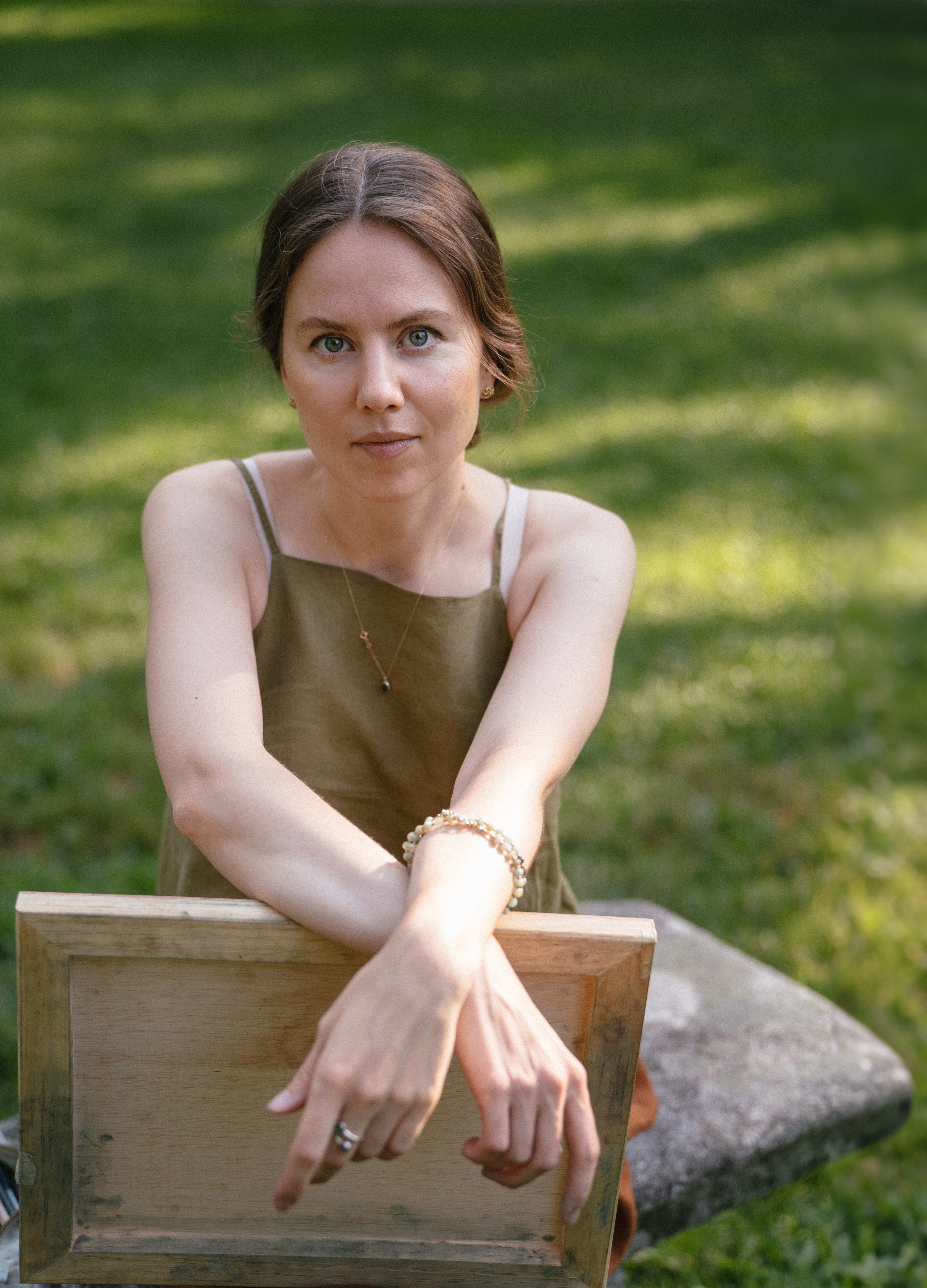 Portraits for the painter photographer Madrid. Photographer in Madrid, Spain. Alyona Belyaninova