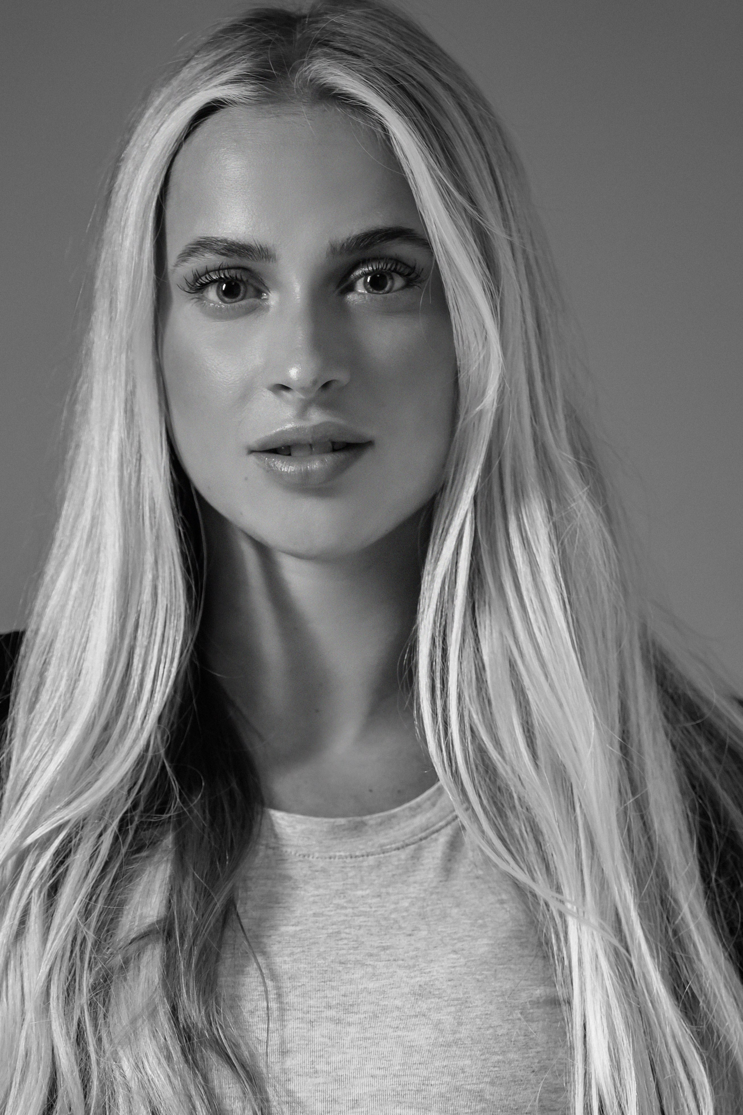 Katie. Wedding, maternity and family photographer in Charlotte Tasha Minn