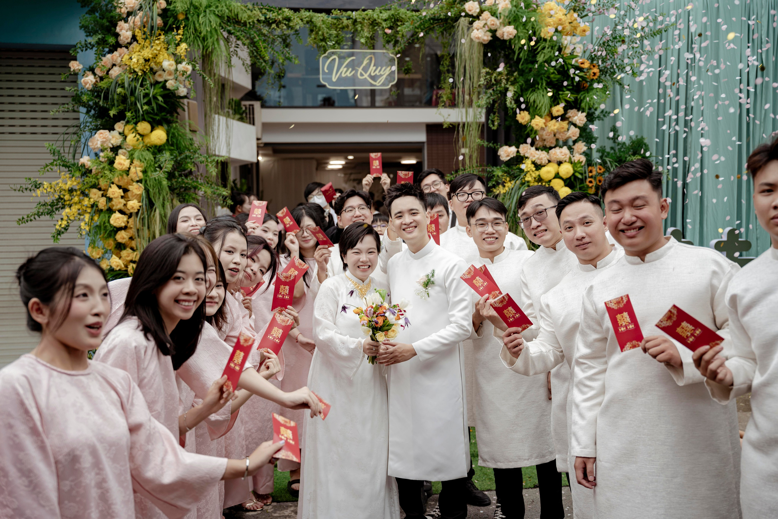 JOE & MIA. WEDDING PHOTOGRAPHER IN VIETNAM