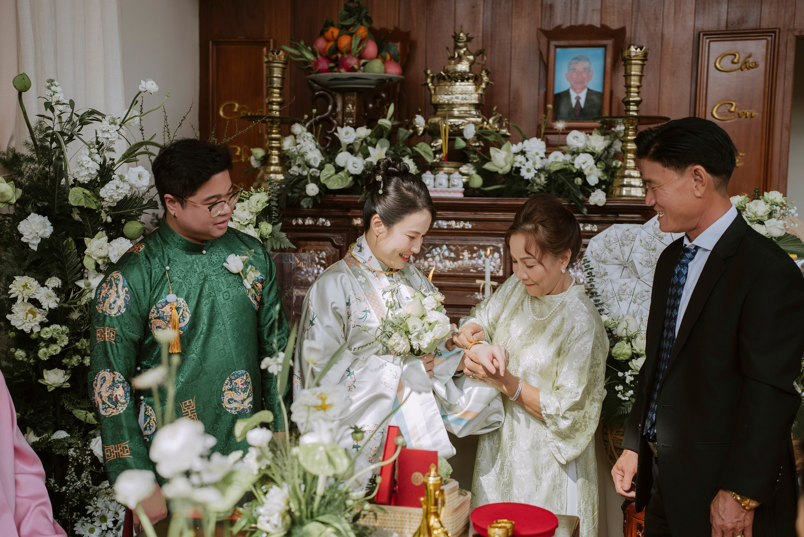 AMI & KEN. WEDDING PHOTOGRAPHER IN VIETNAM