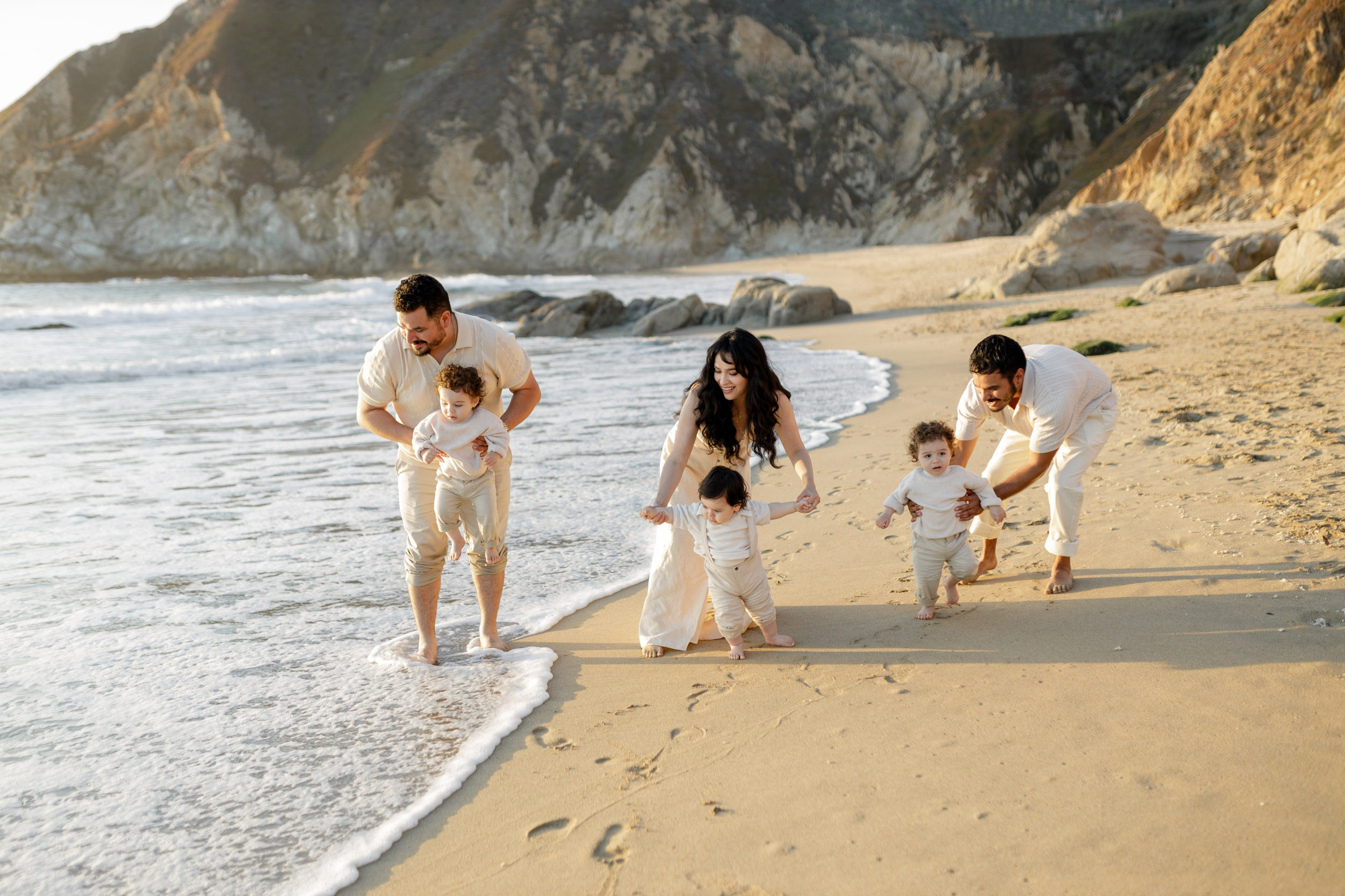 Bay Area Extended Family Photo session. Maternity, newborn photographer in the Bay Area|Iryna Rakivnenko