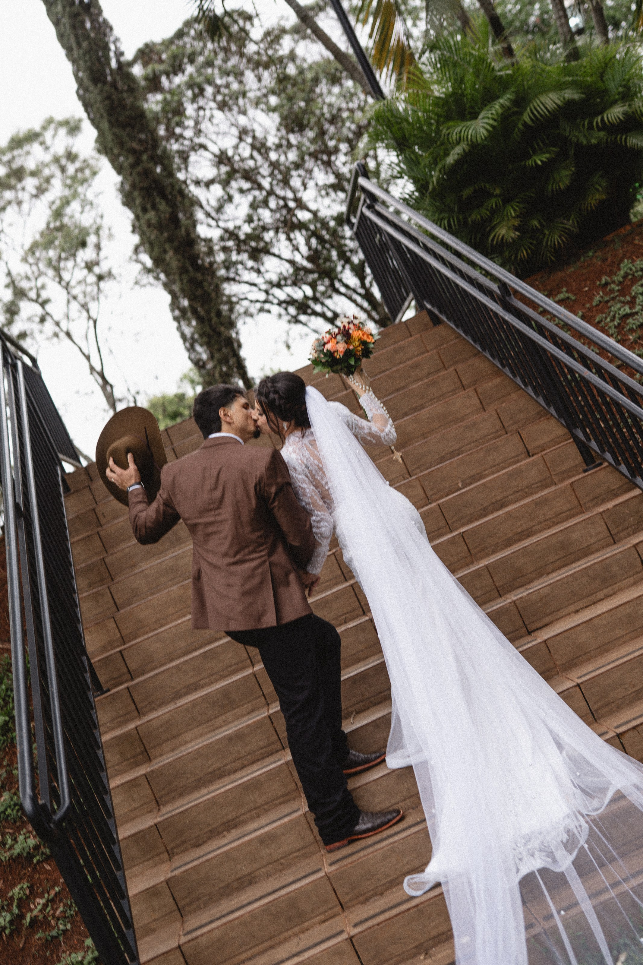 Casamento Amanda e Guilherme — Espaço Ozanan. Fotógrafo de casamento e Filmmaker de casamento