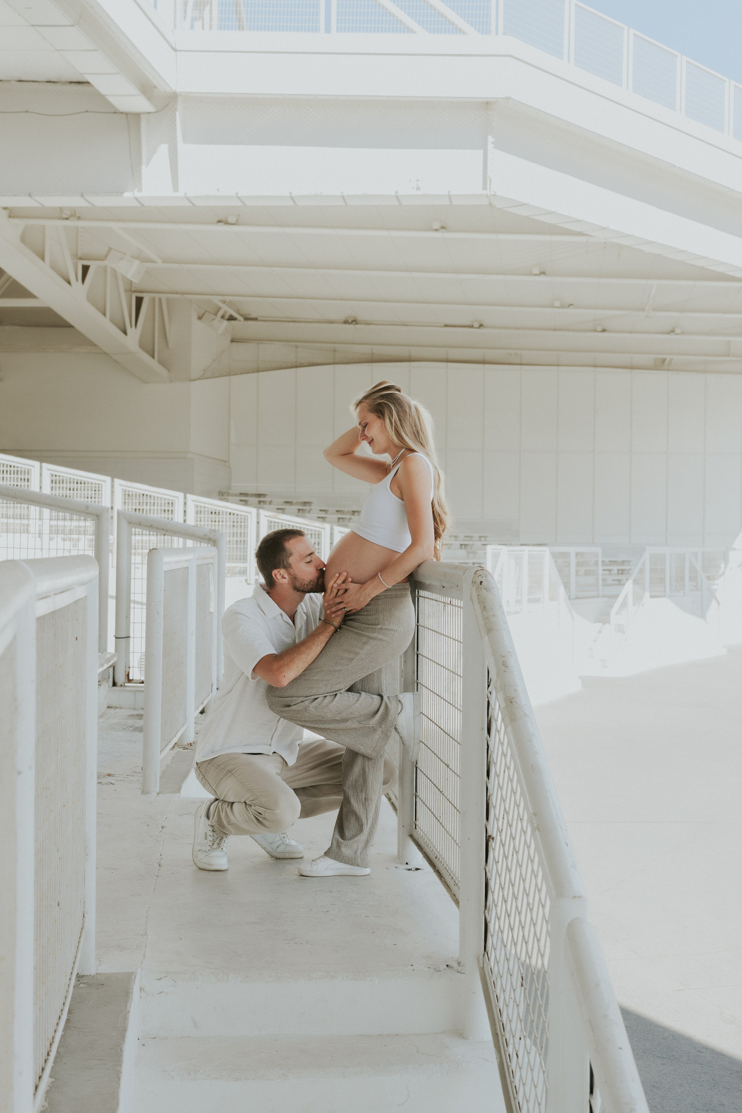 PÁRY | RODINY | TĚHU. Brand / Business Photographer & Coach Prague — Dana Lišková