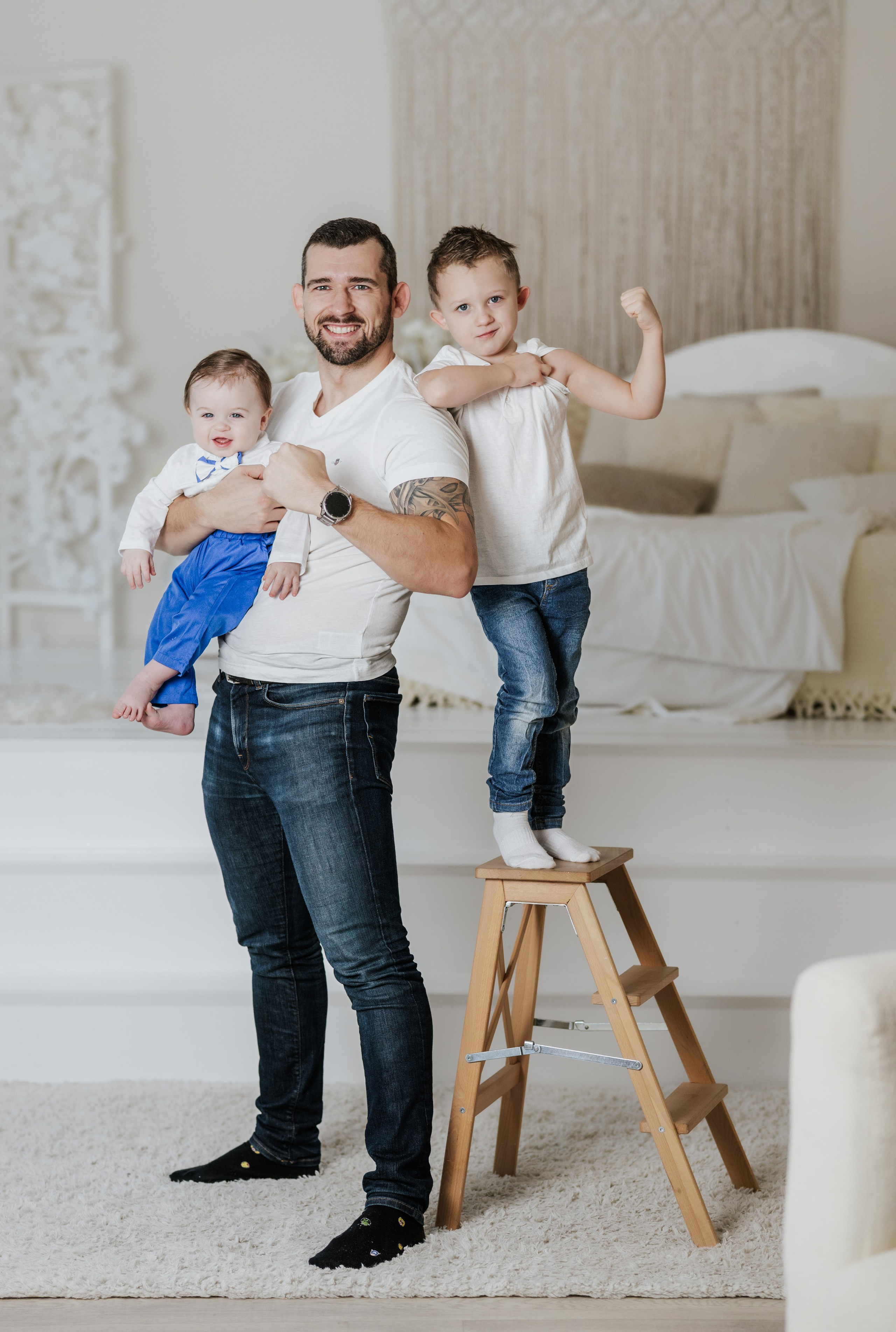 PÁRY | RODINY | TĚHU. Brand / Business Photographer & Coach Prague — Dana Lišková