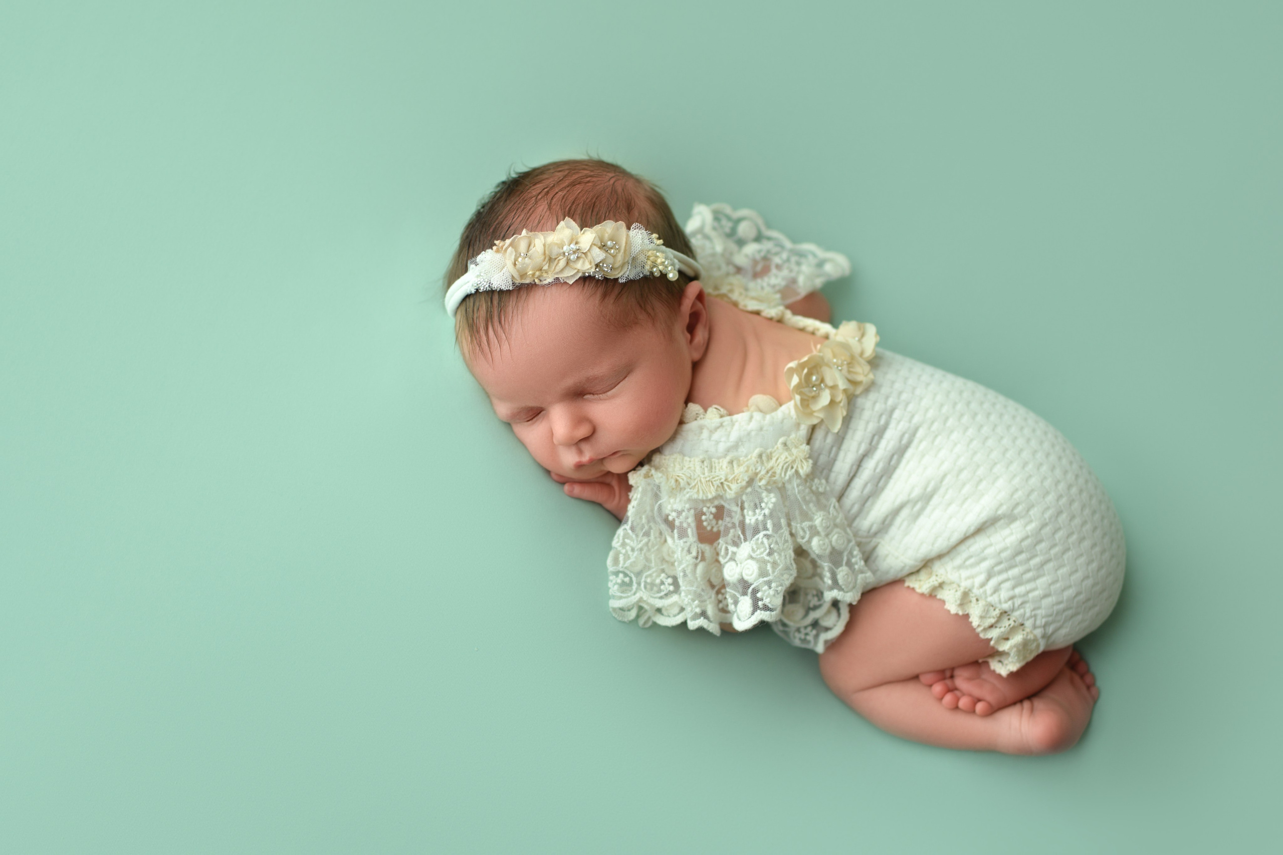 Neugeborenen Fotografie in Düren. Neugeborene, Baby Fotografin in Düren (NRW) - Vitalina Unruh