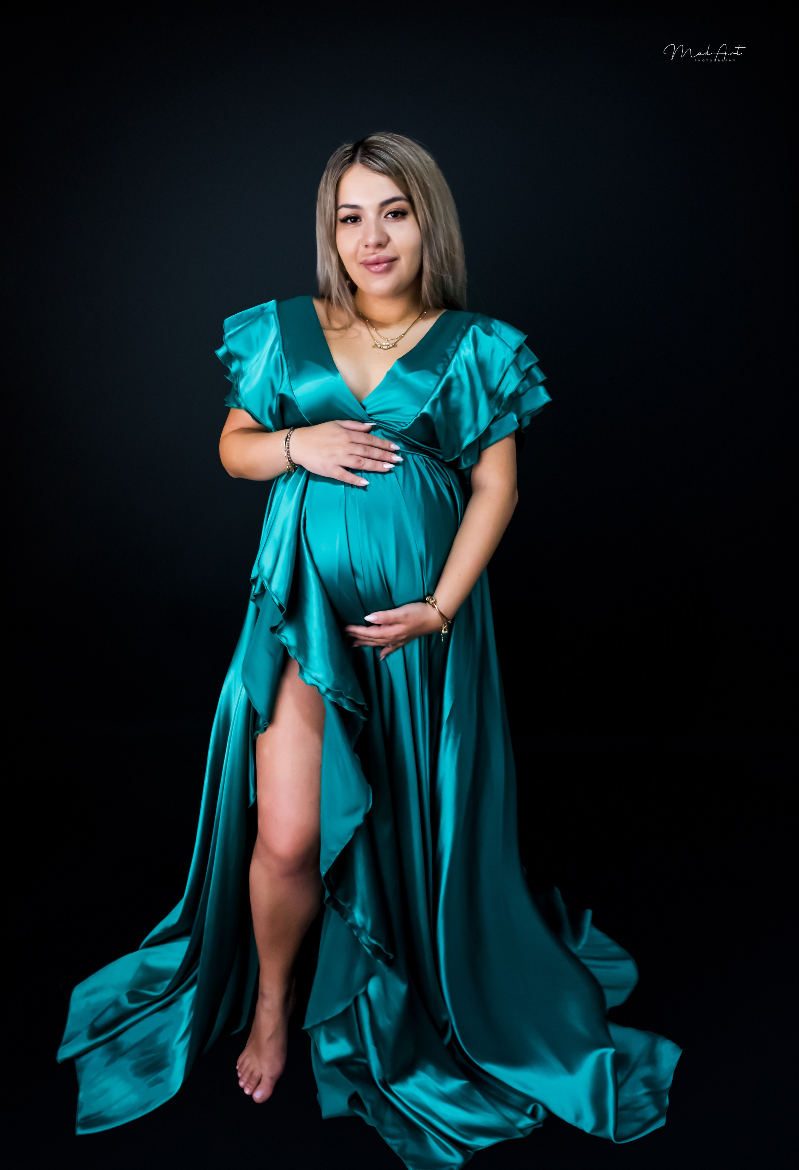Maternitate. MadArt Photography
