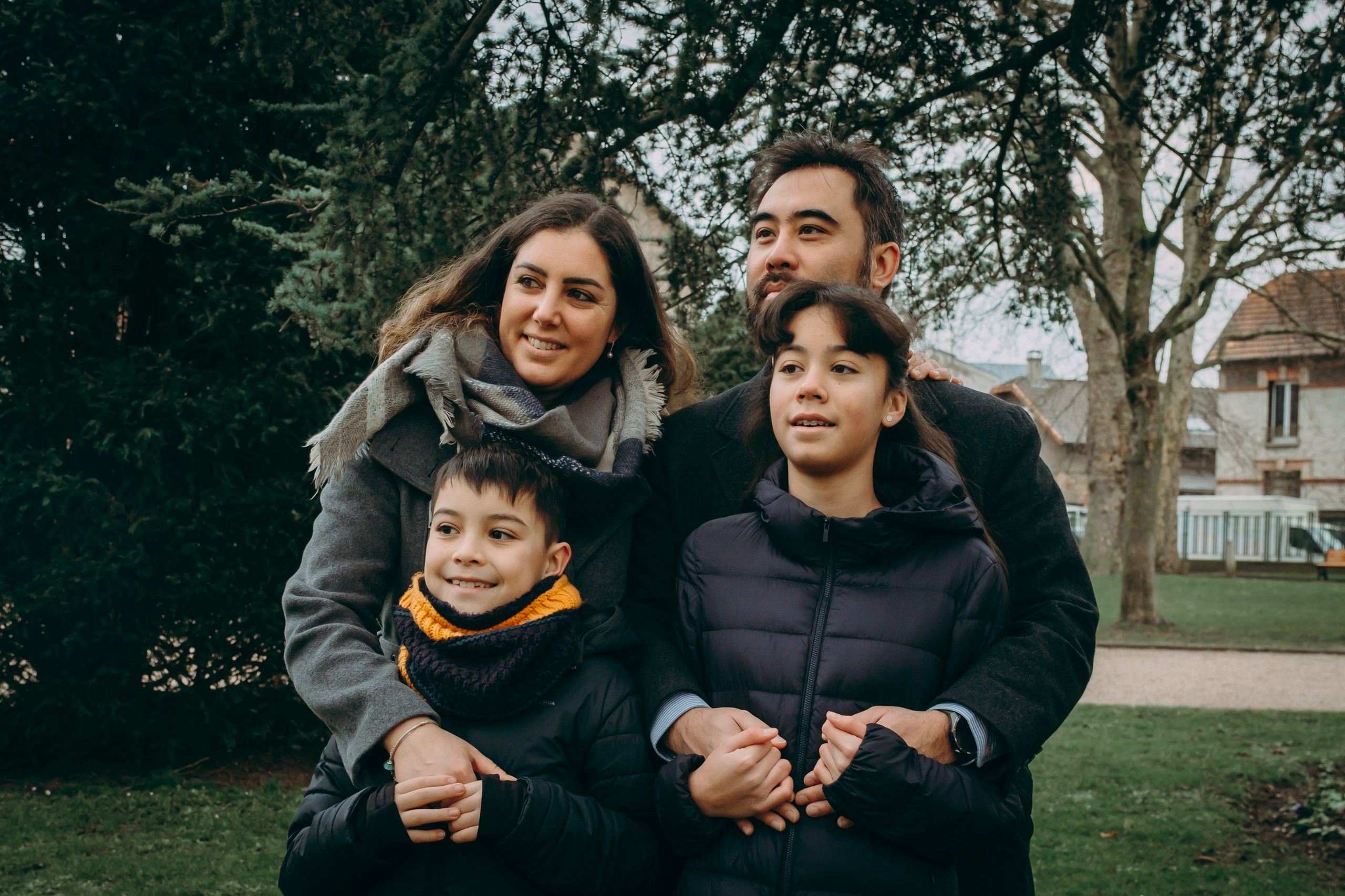 Aurélie’s family shooting. Photographer in Paris Marina Chaput