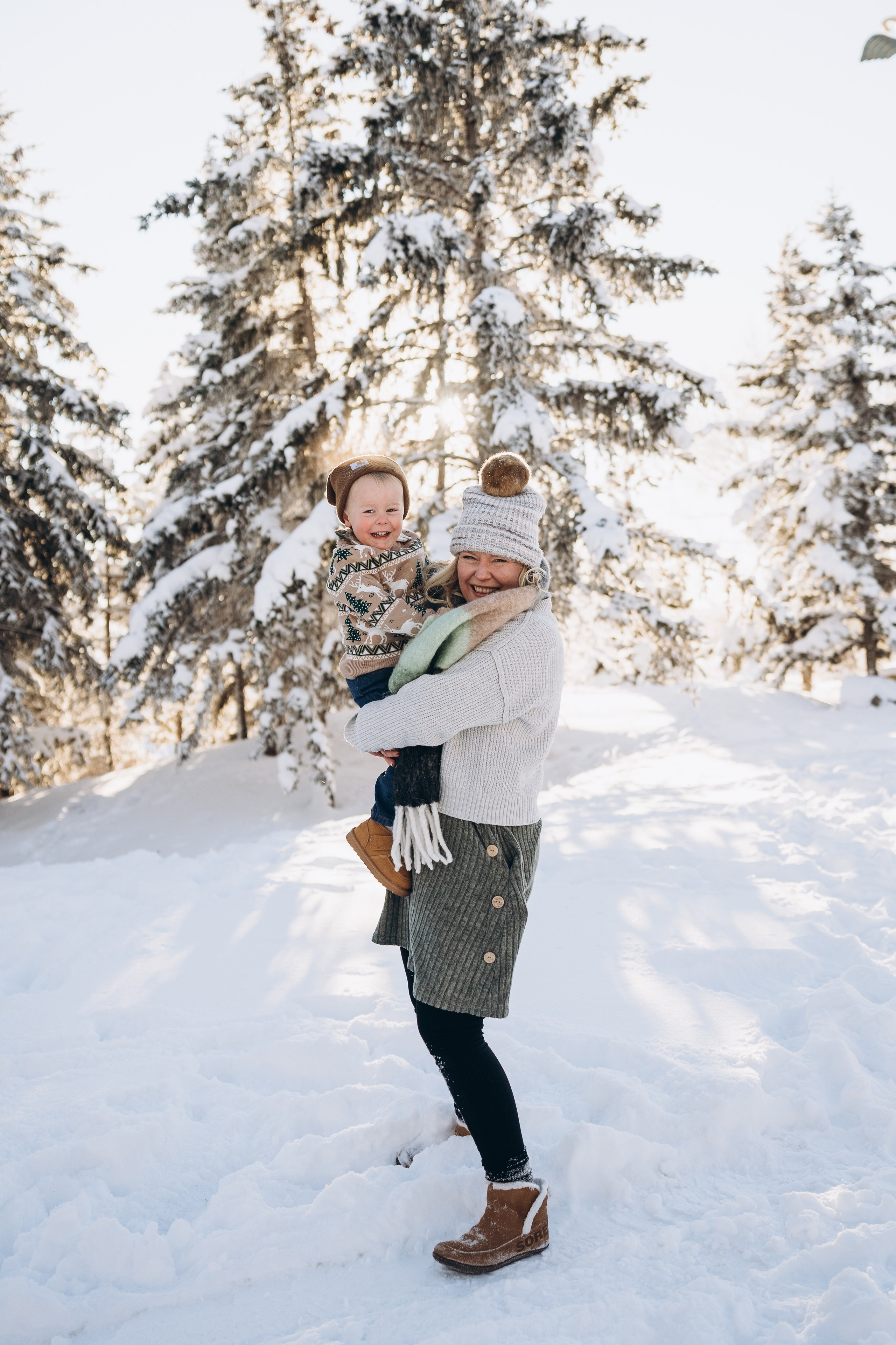 Katie & fam. Calgary Wedding & Lifestyle Photographer — Yevhen Polishchuk