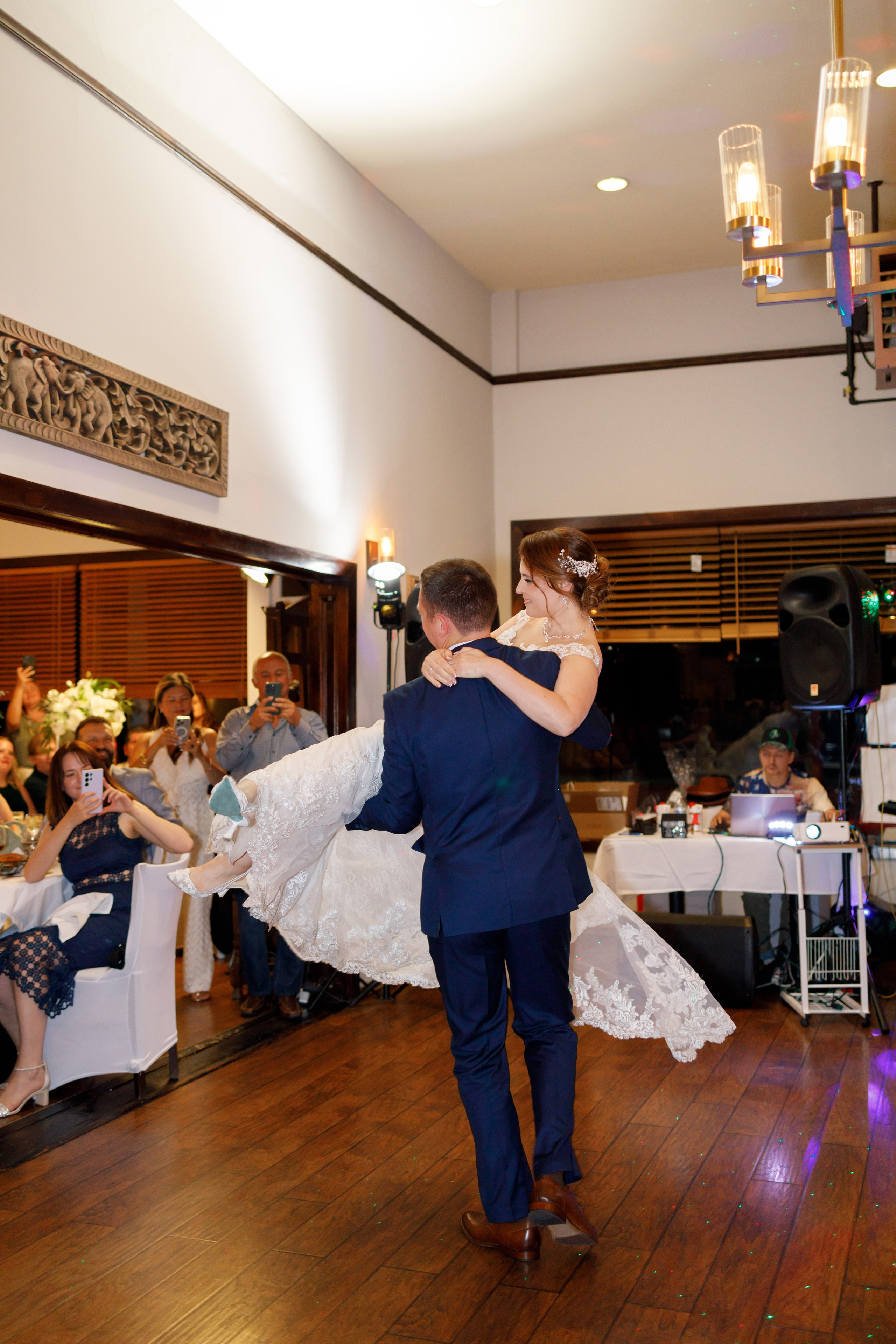 Wedding banquet. Family and Event photographer in Bay Area Elena Tiuriumina