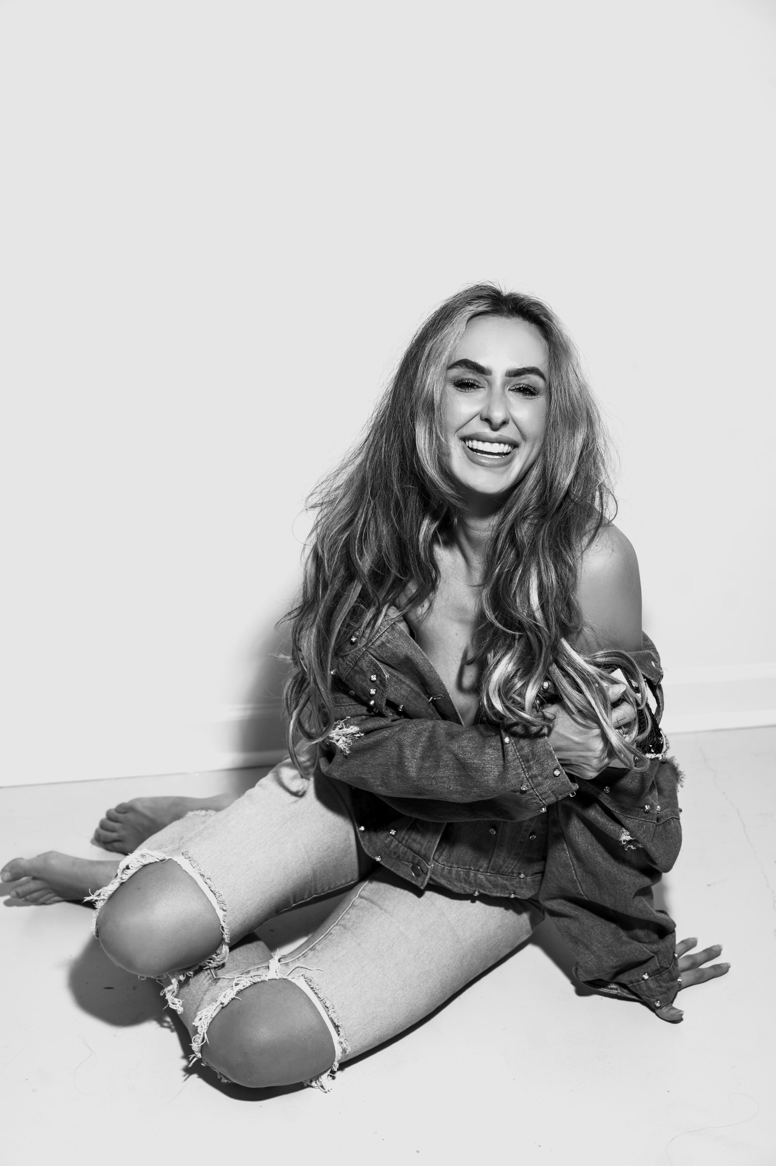 Kelly. Wedding, maternity and family photographer in Charlotte Tasha Minn