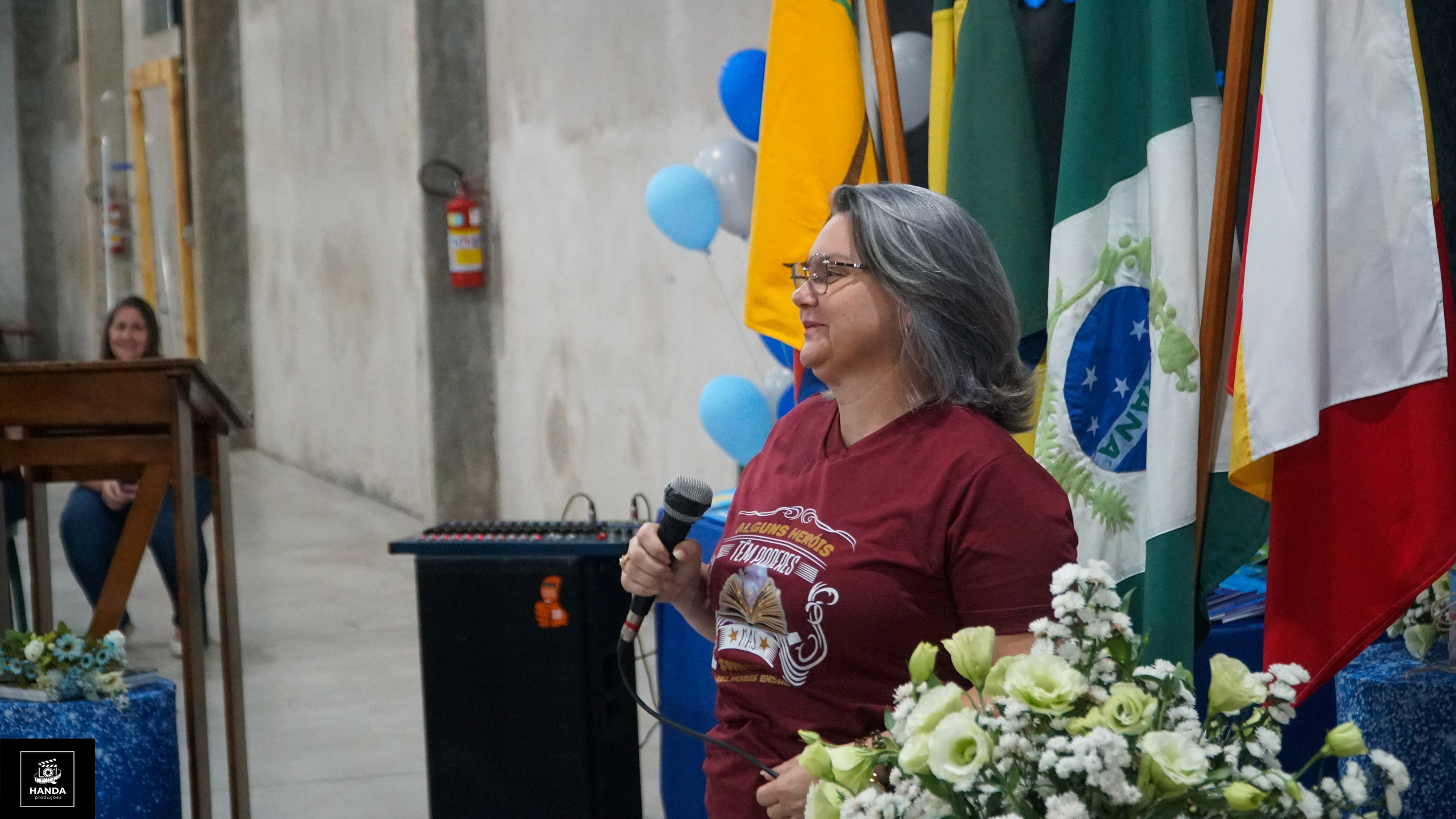 Noite autógrafos colégio Aurélio Buarque de Holanda. Handa Produções