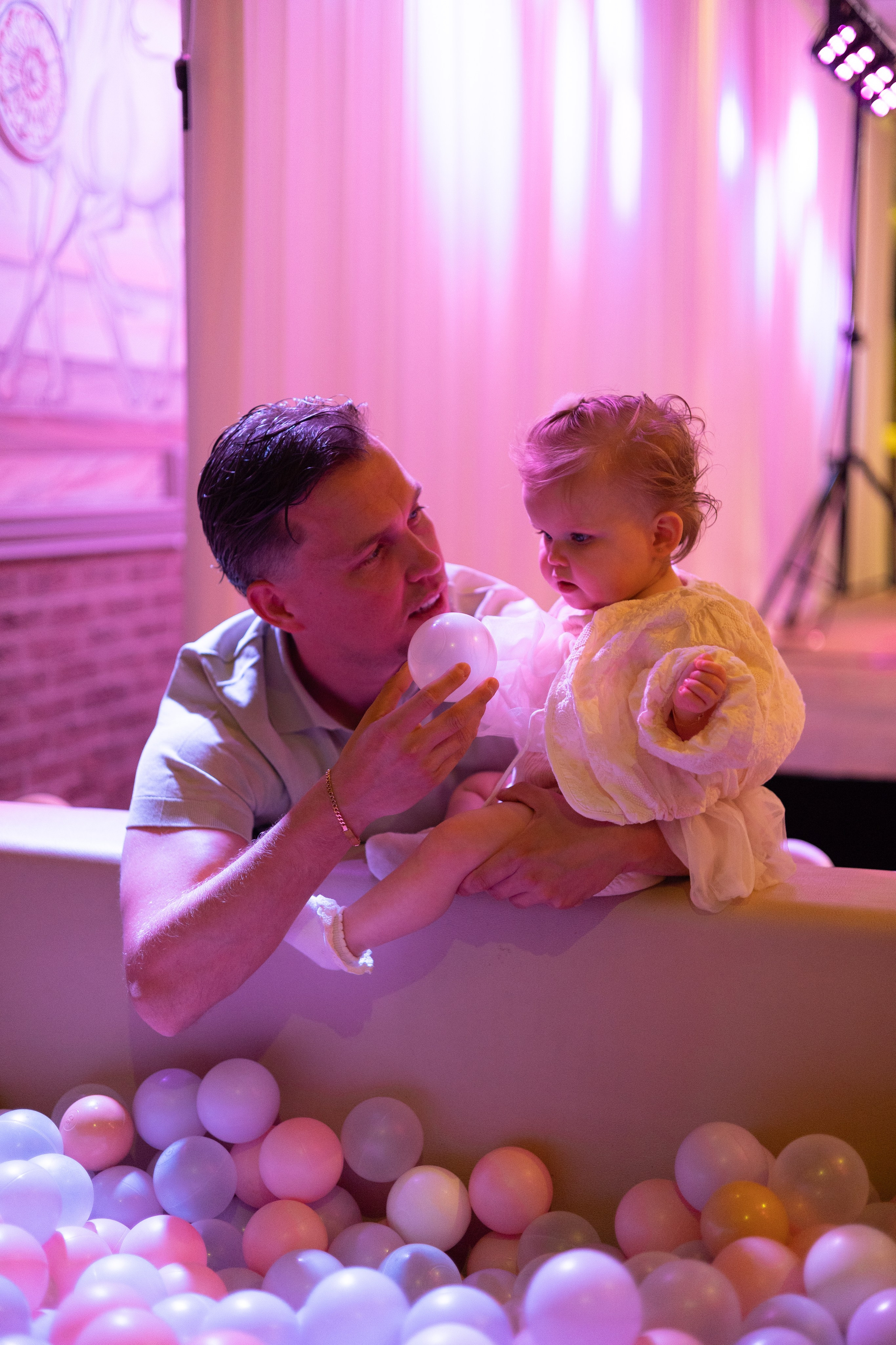 1 st Birthday. Portrait and Family Photographer in Netherlands