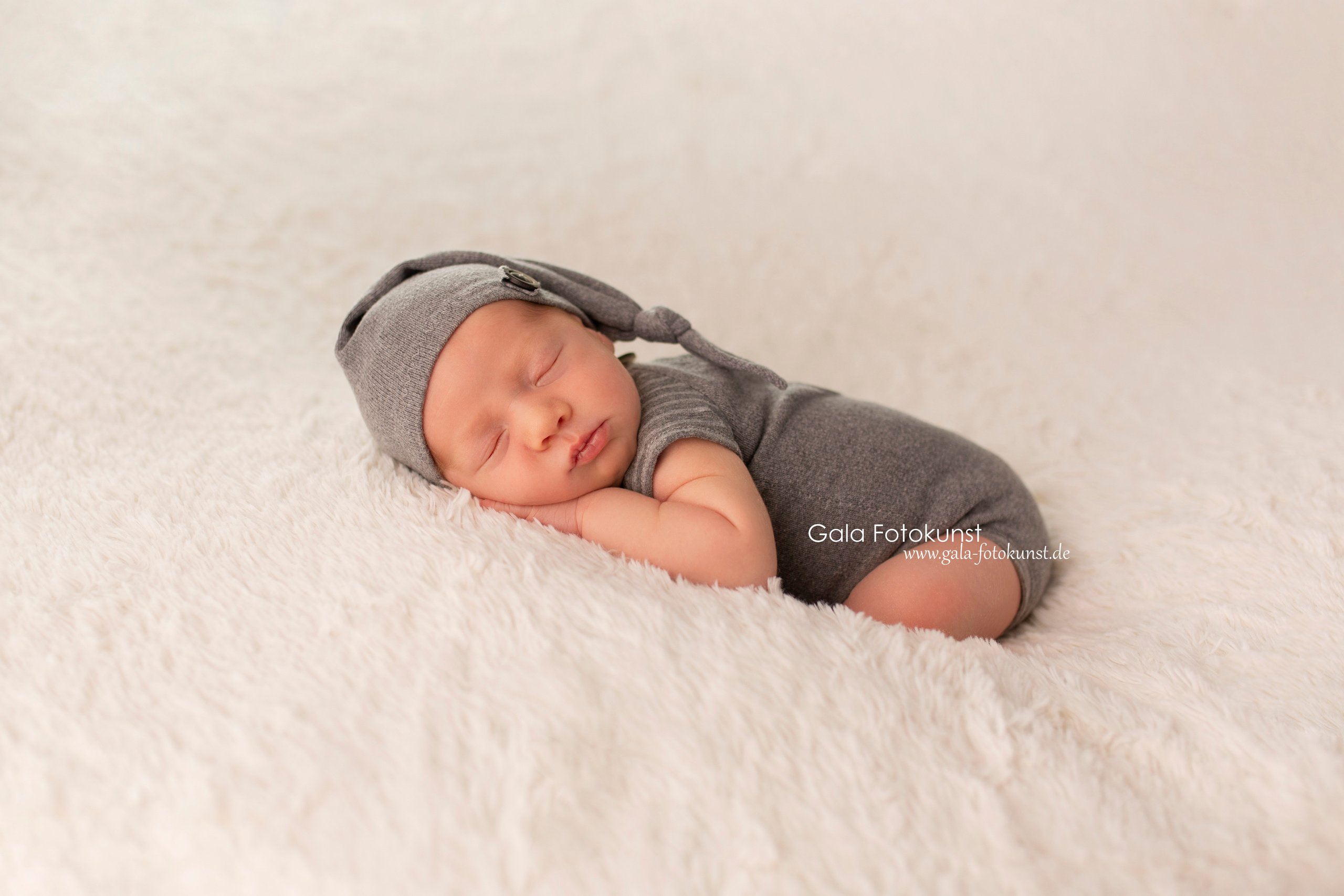 Neugeborene. Neugeborenen, Familien, Geschwister Fotografin aus Delmenhorst