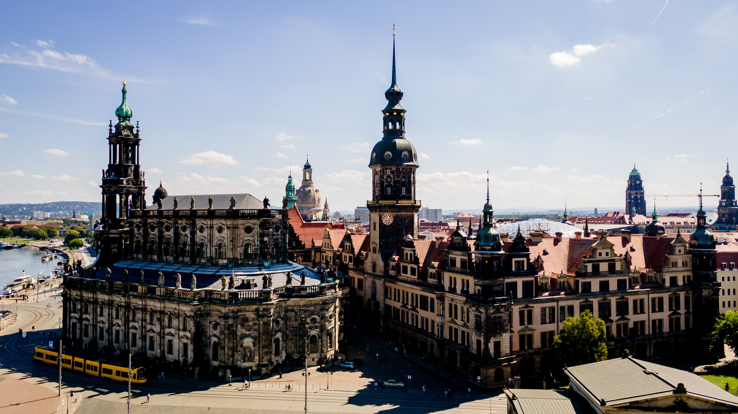 Johanneshof, Prague. AMIR BUCHNIK PHOTOGRAPHER