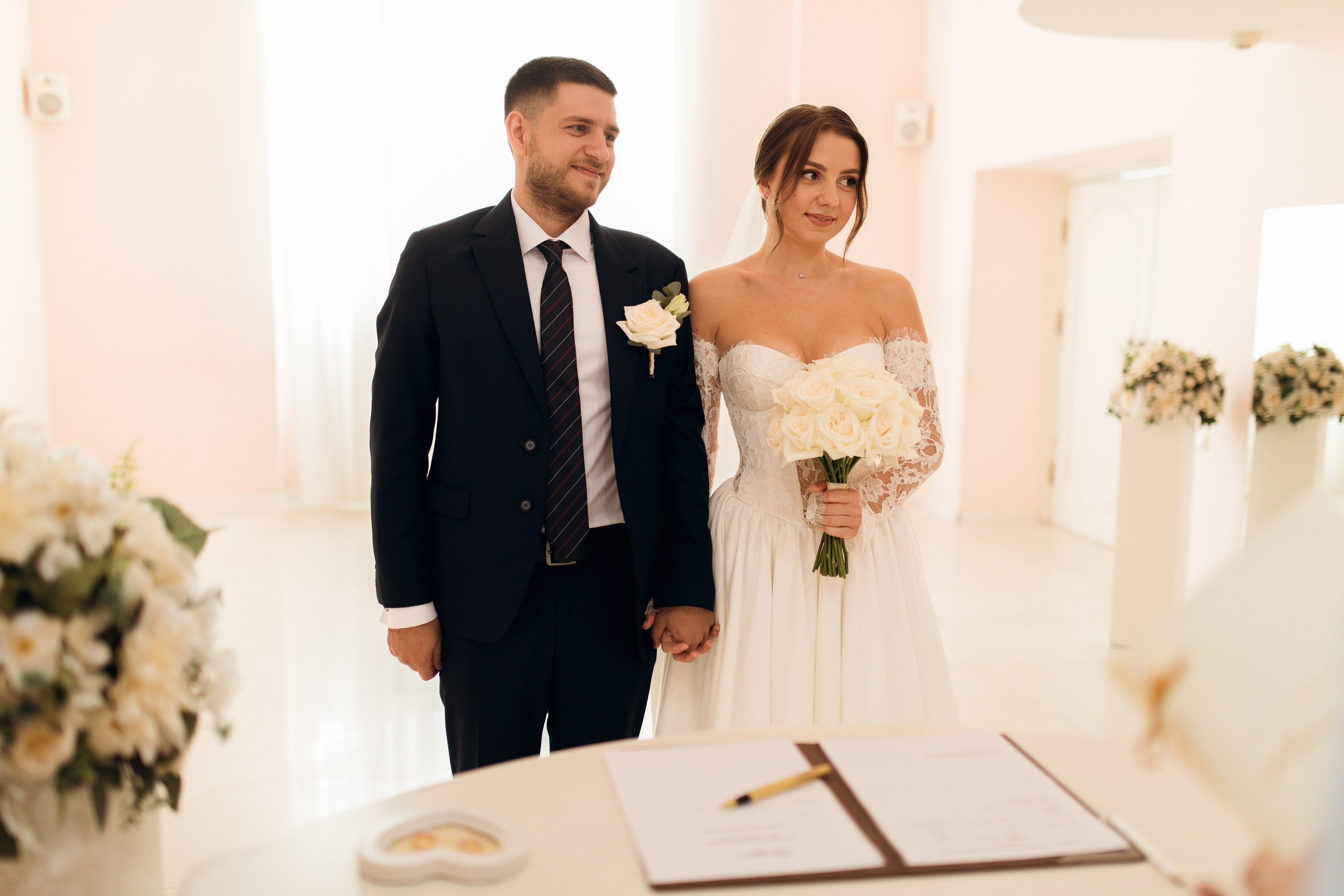 Денис & Каріна. Wedding photographer in Georgia