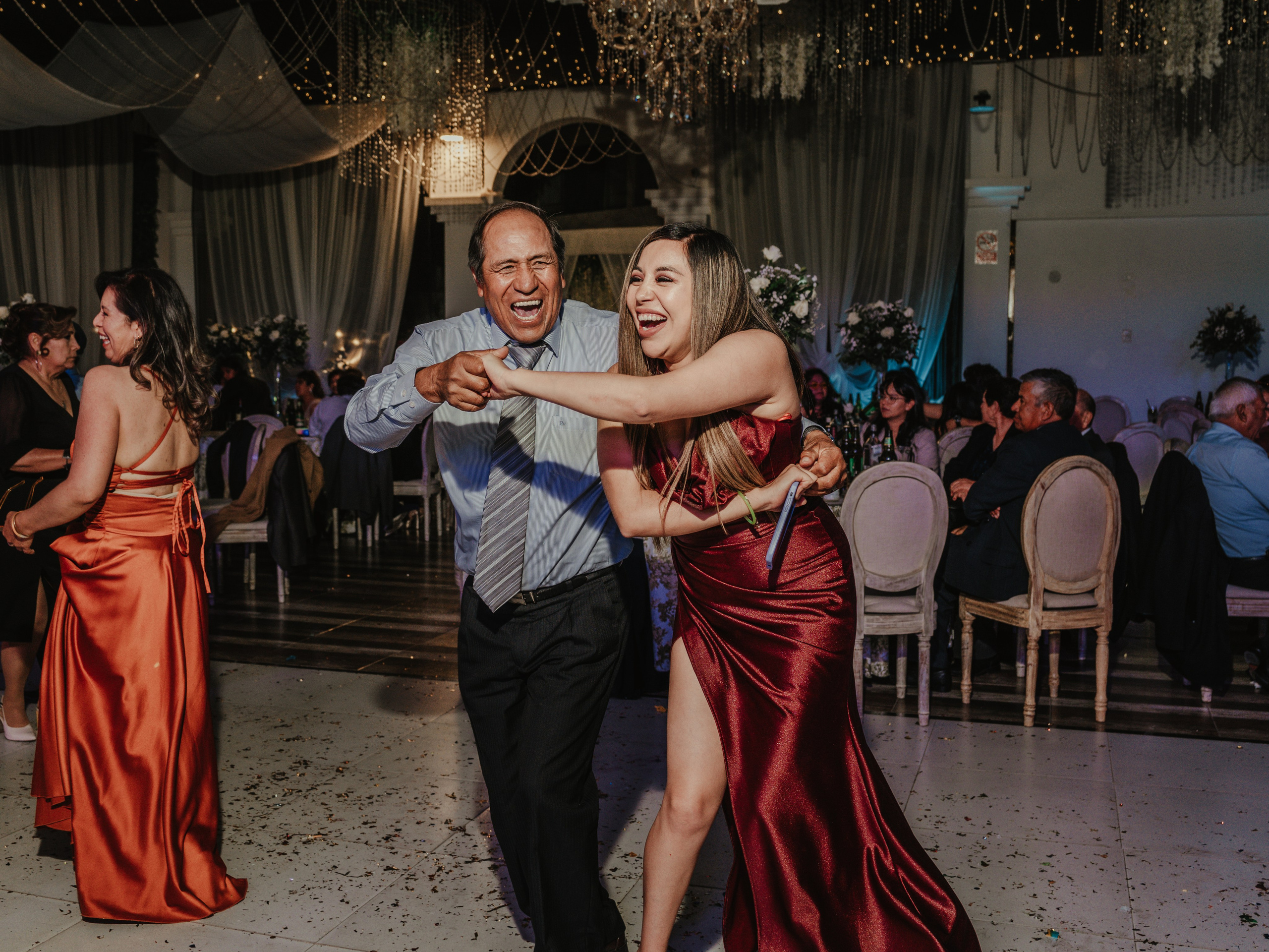 CARLA Y MARIO BODA RELIGIOSA. Studio KVTA | Fotografía y Video de Bodas en Arequipa