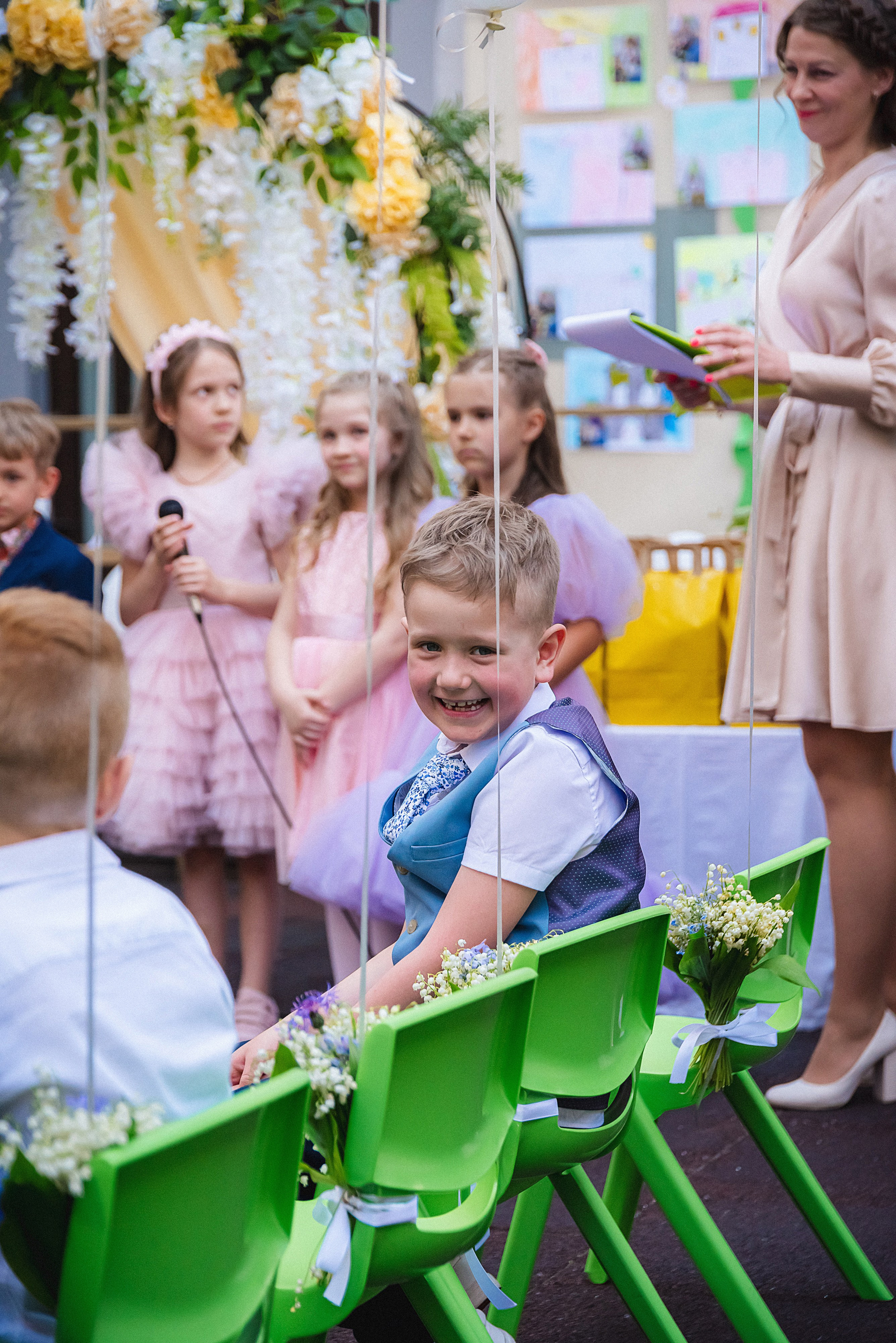 Zīles Skolas Izlaidums. Fotogrāfs Rīgā. Gīmenes, individuālās un dažādu produktu fotosesijas
