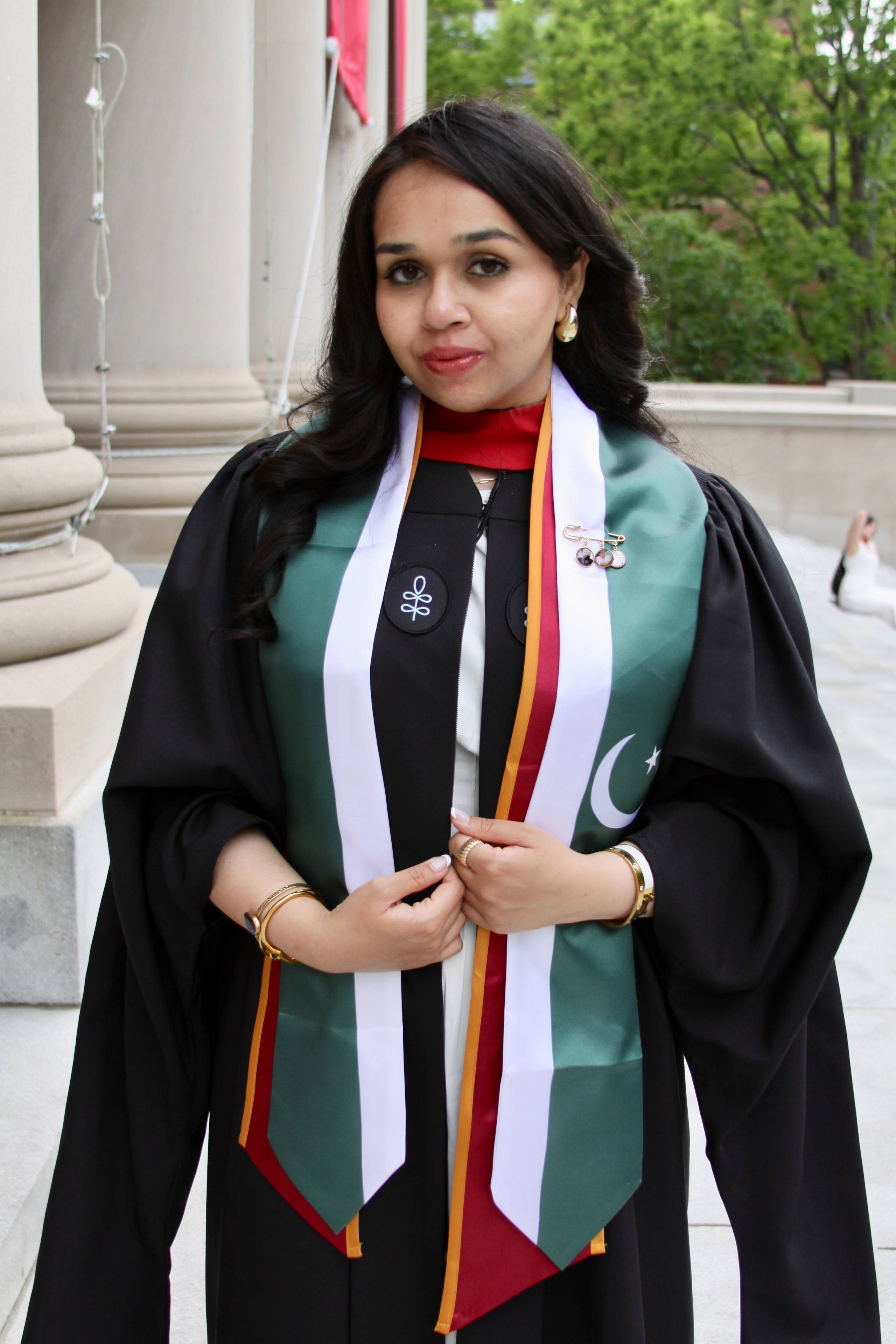 Masters graduation with Sadaf (part of group shoot). Kelly Sang, graduation and portrait photographer in Boston