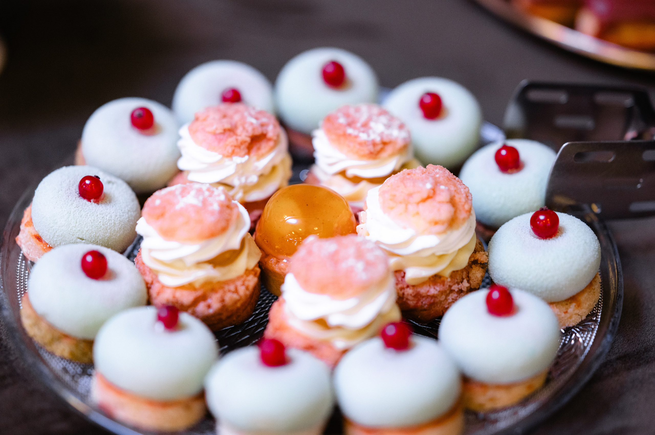 Raluca + Mihai | Wedding Select. Alexandra Hanu Photographer