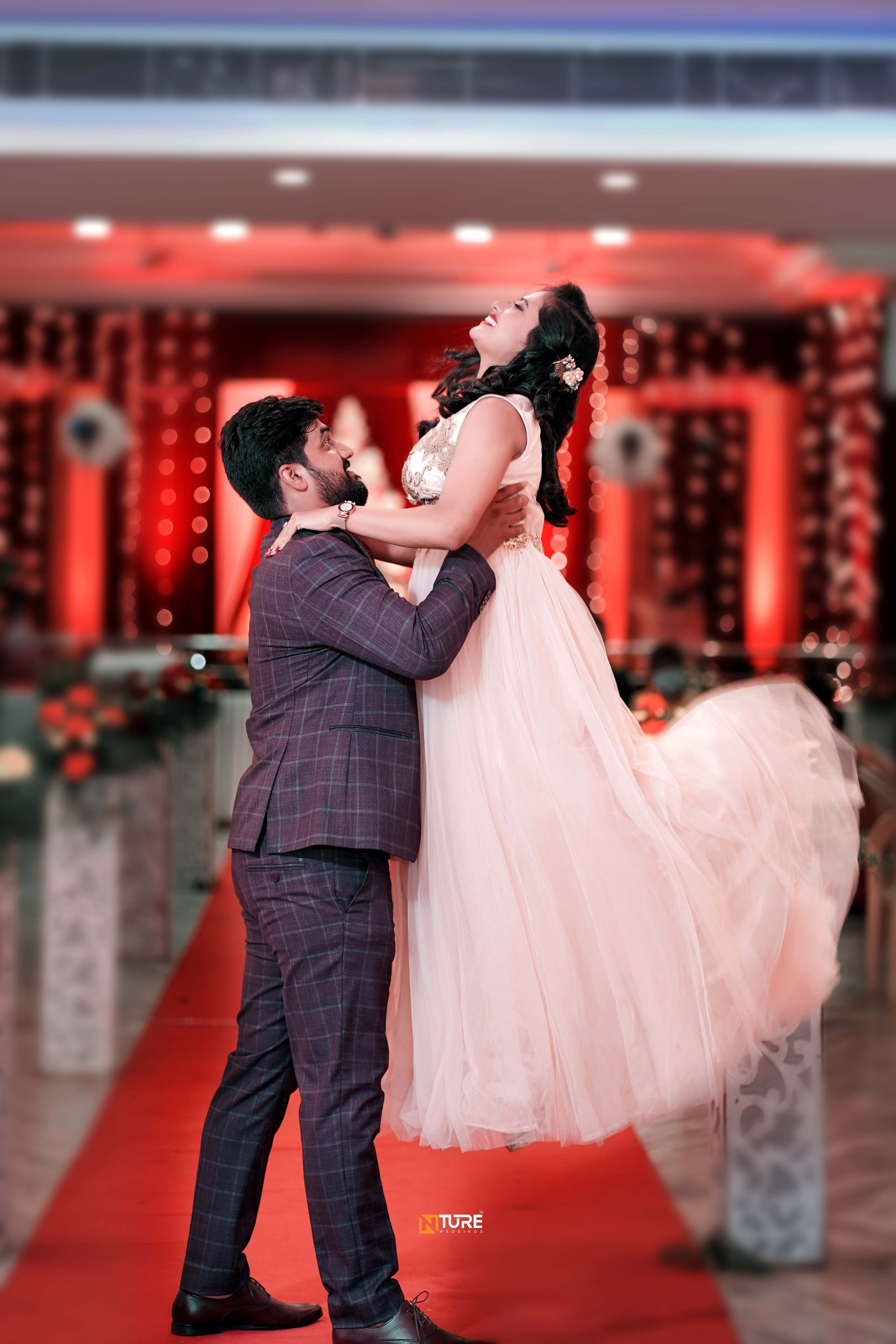 PHOTOS. NTURE WEDDING