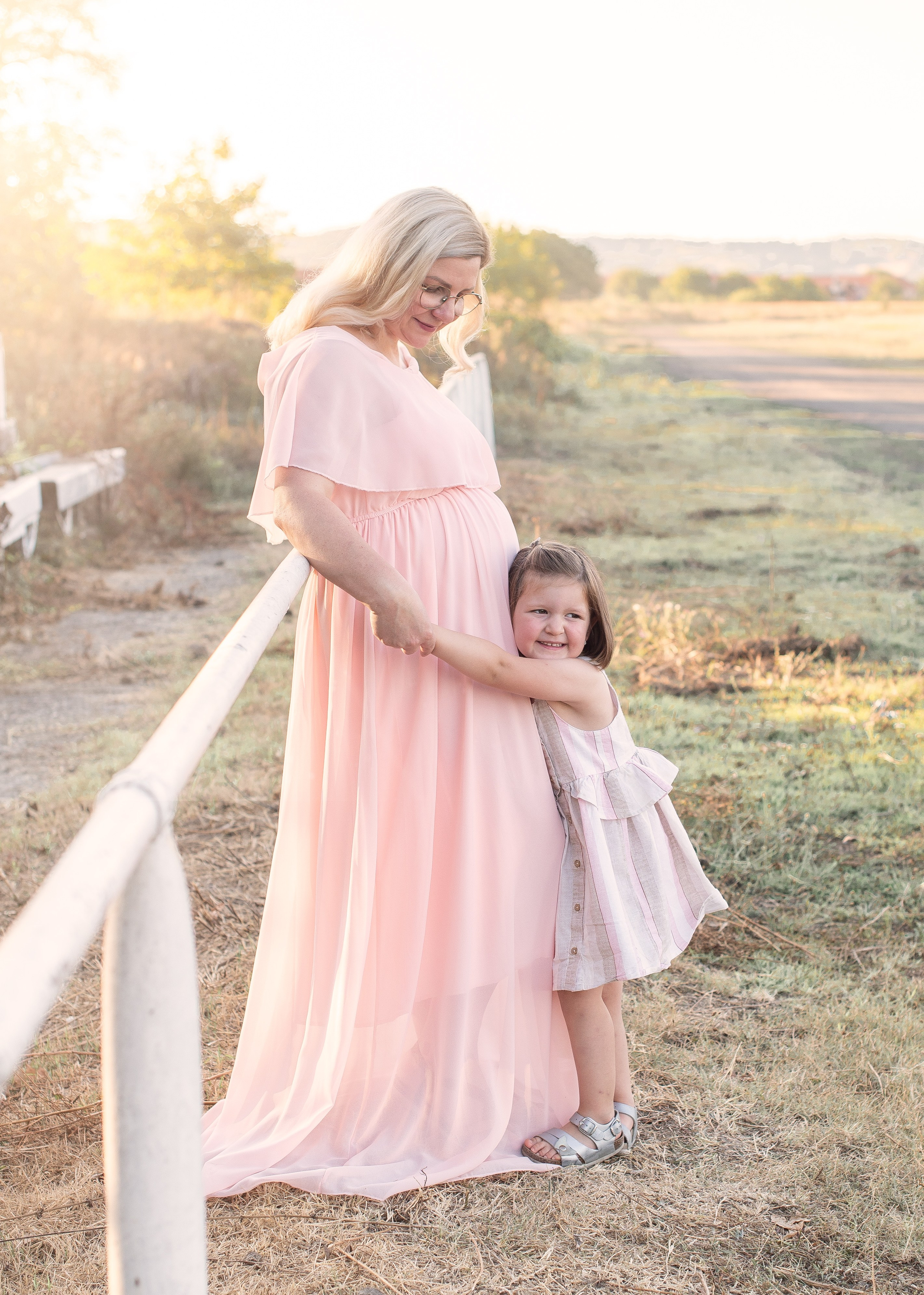 Maternity Portraits “Waiting for you”. Children, family and event photographer Mirjana Zdravkovic