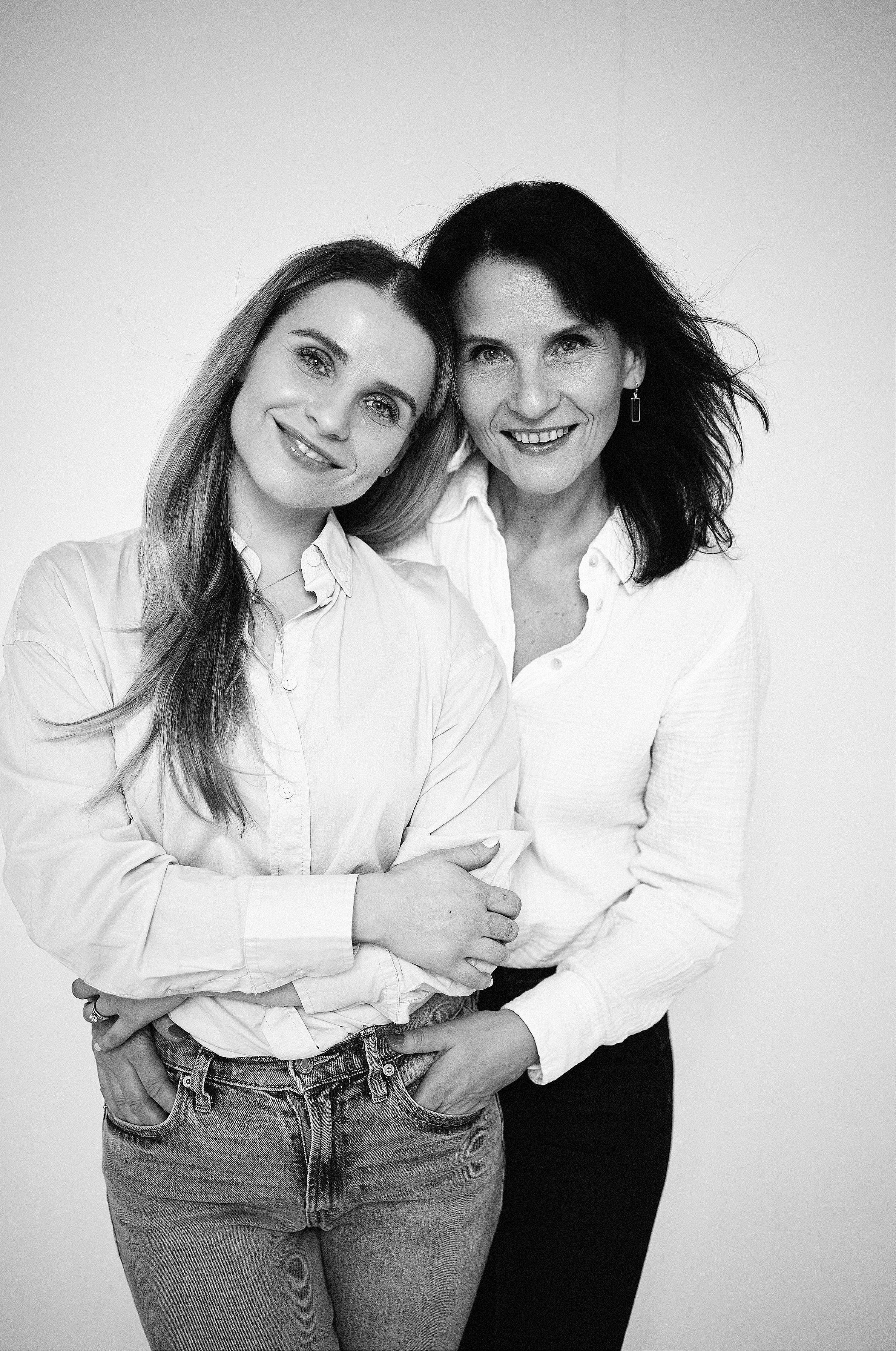 K. Rawnoir- Portrait photography by Daria Paliy.Timeless black&white portraits of women in NYC area