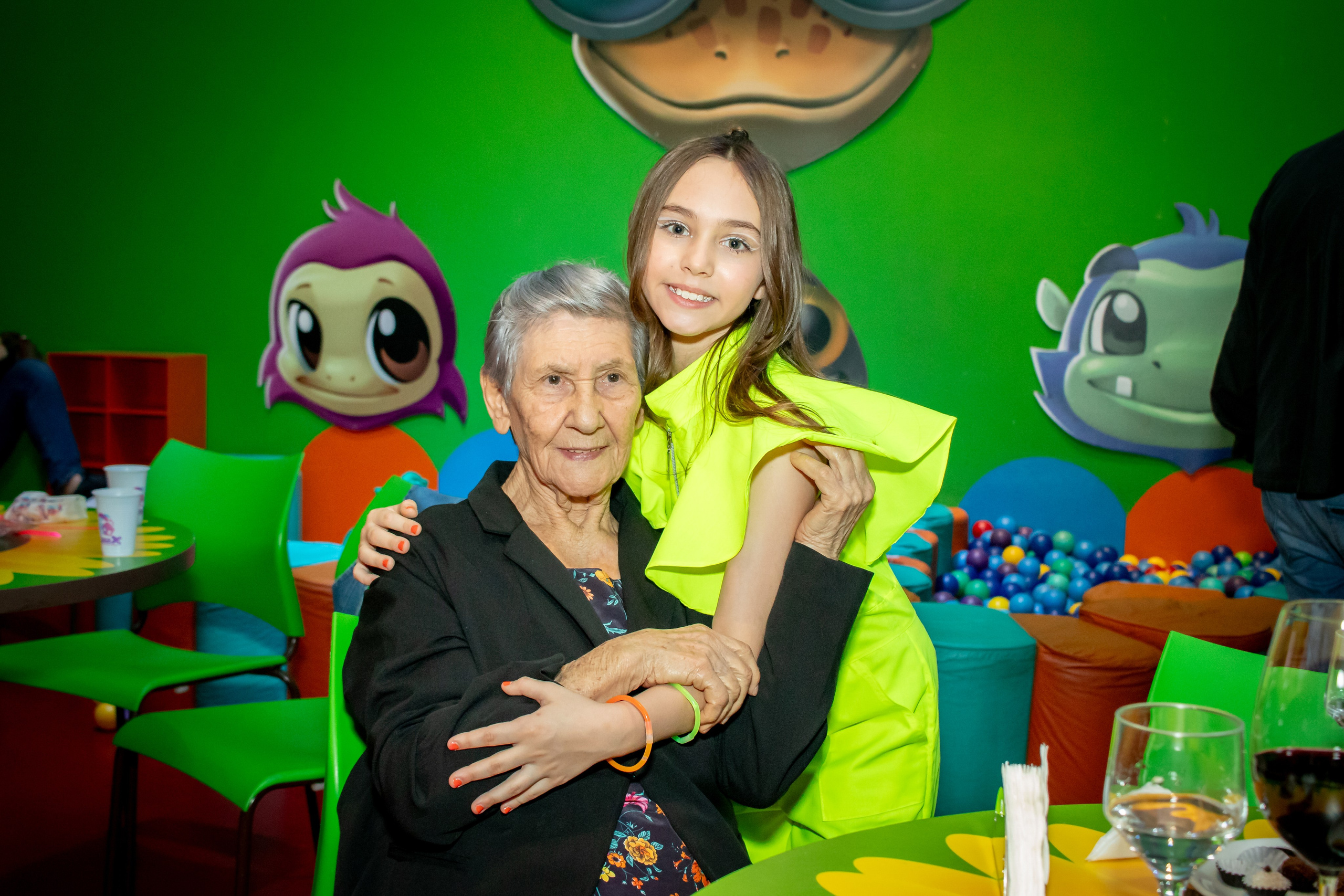 Helena — Aniversário 10 anos. Principal