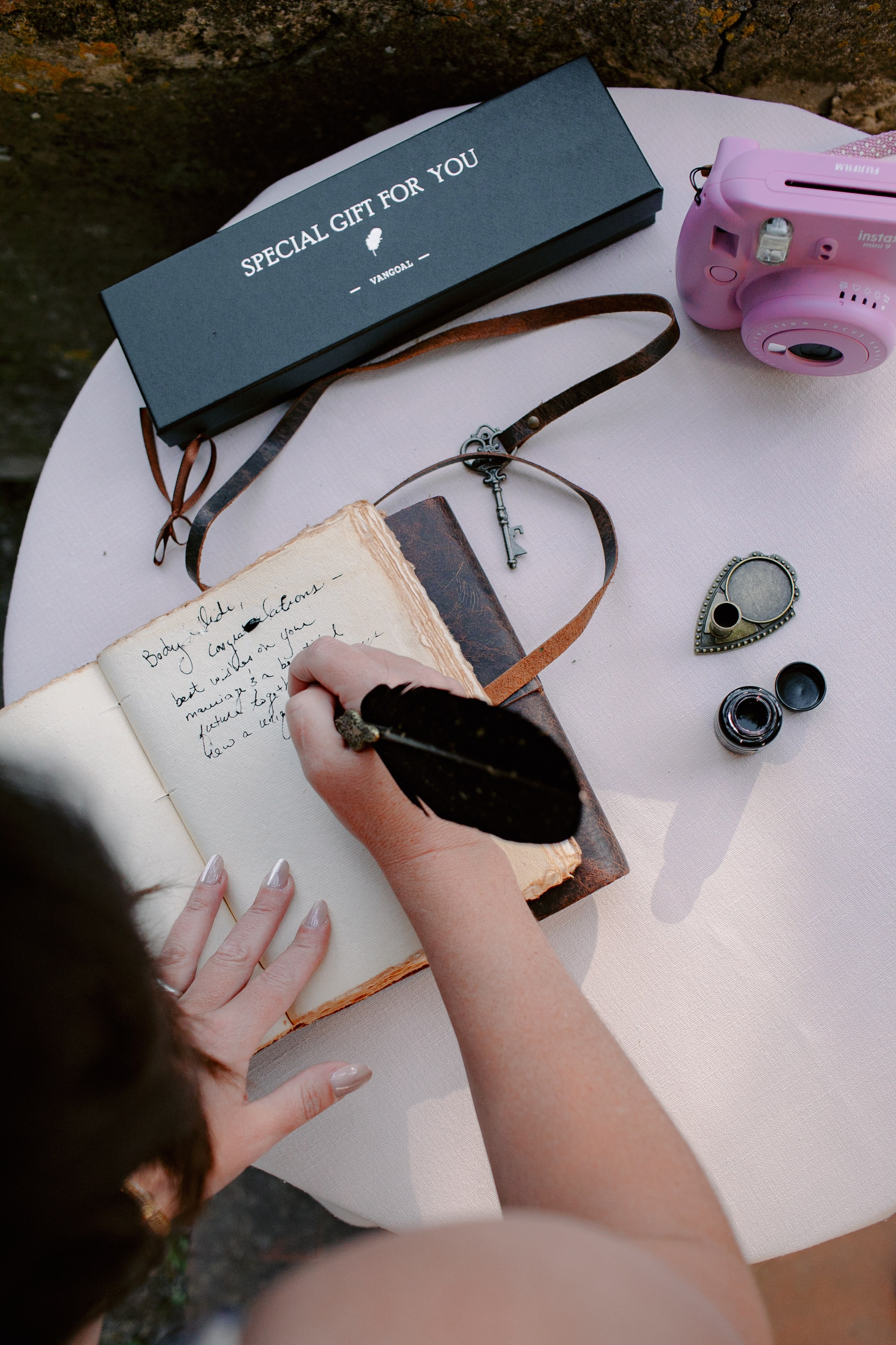 Tuscany Castello di Montegufoni wedding. Iurkovski PHOTOGRAPHY in Europe. Luxury destination weddings and events