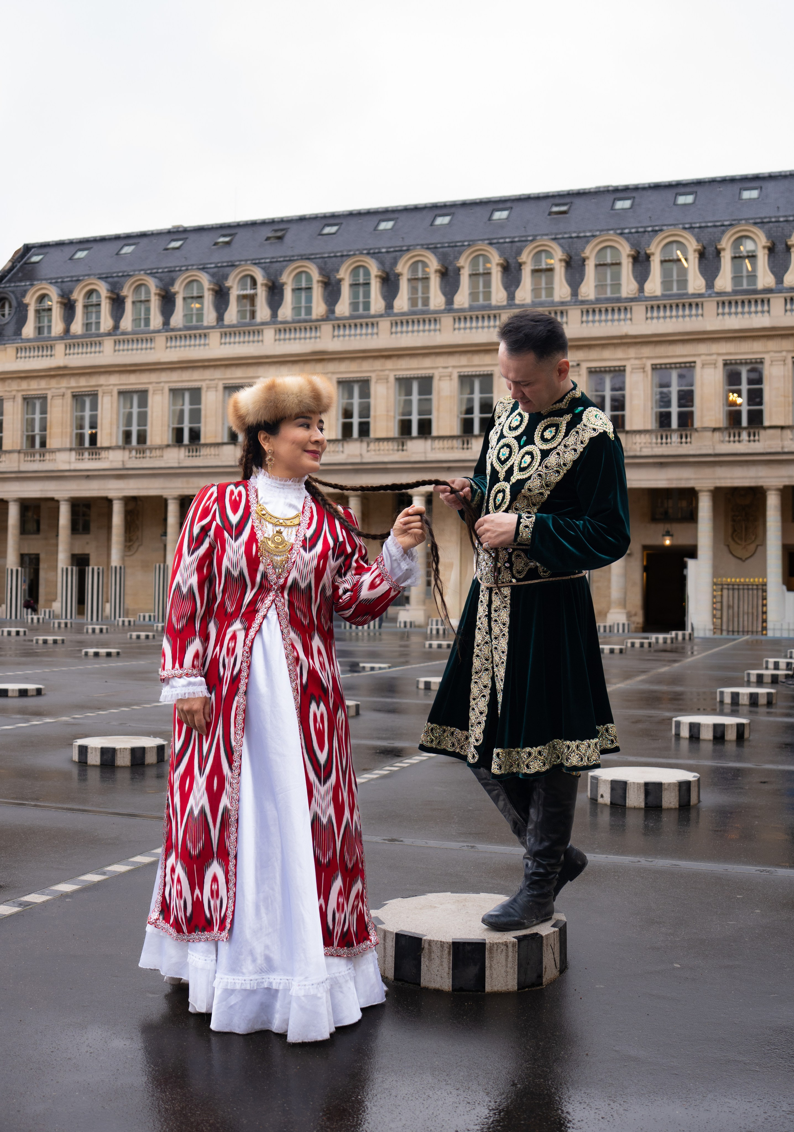 Echo of home. Nina — Fashion & Beauty Photographer in Paris | Portrait Photoshoots
