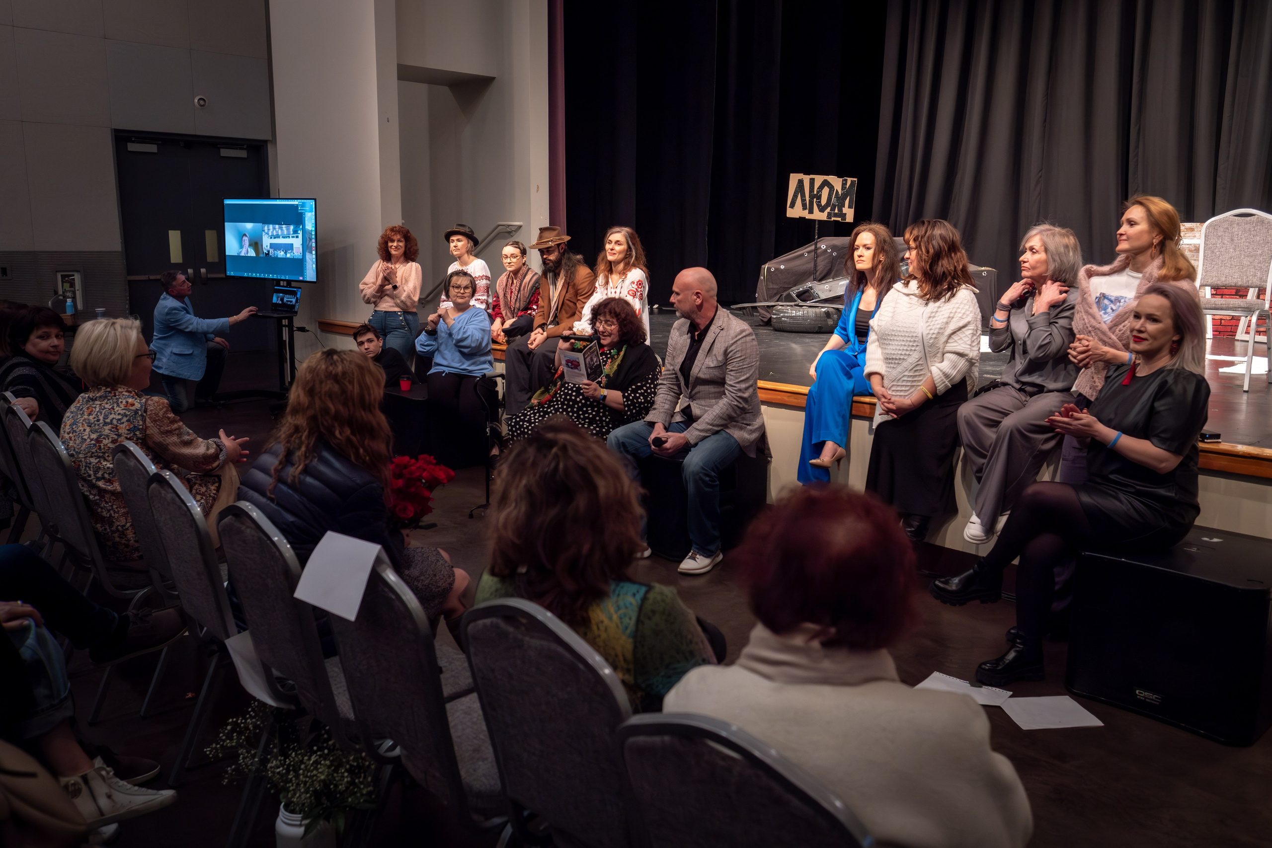 FISH DON'T CRY. Reportage concert portrait photography in the San Francisco Bay Area