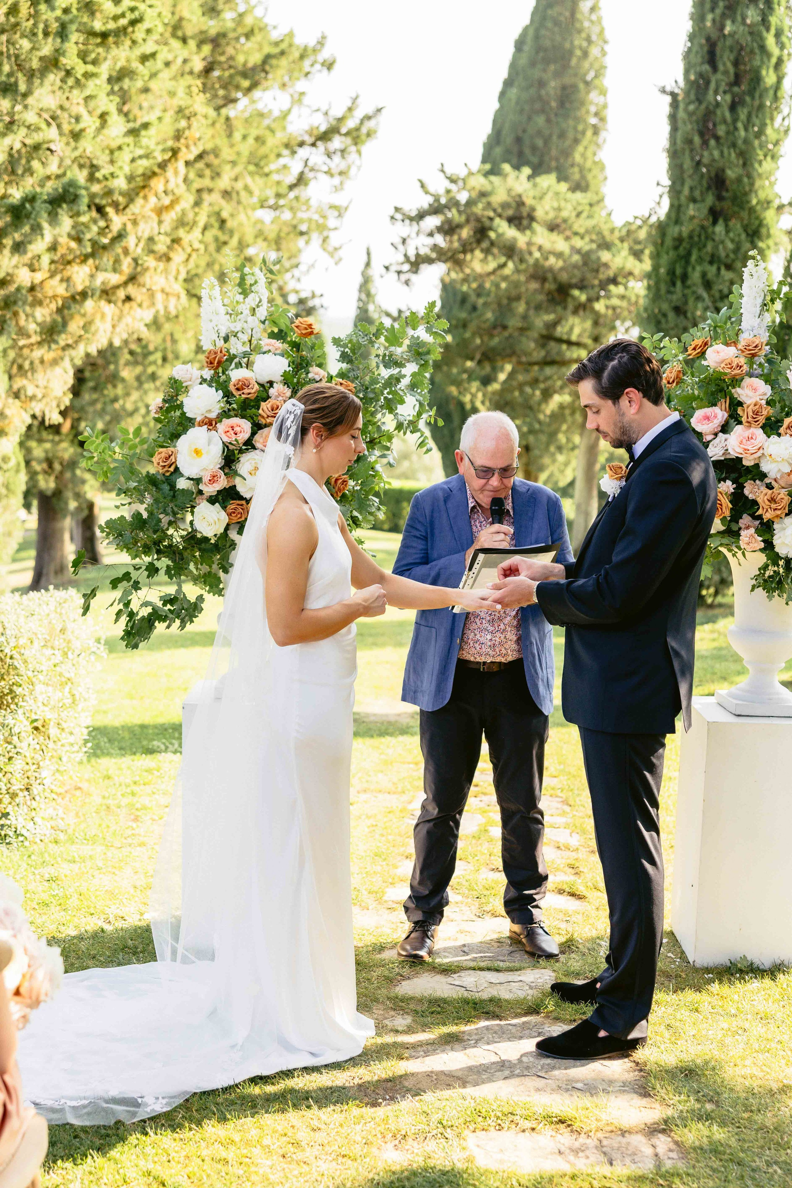 Emotional wedding at Borgo Bastia Creti, a wedding venue in Tuscany Umbria