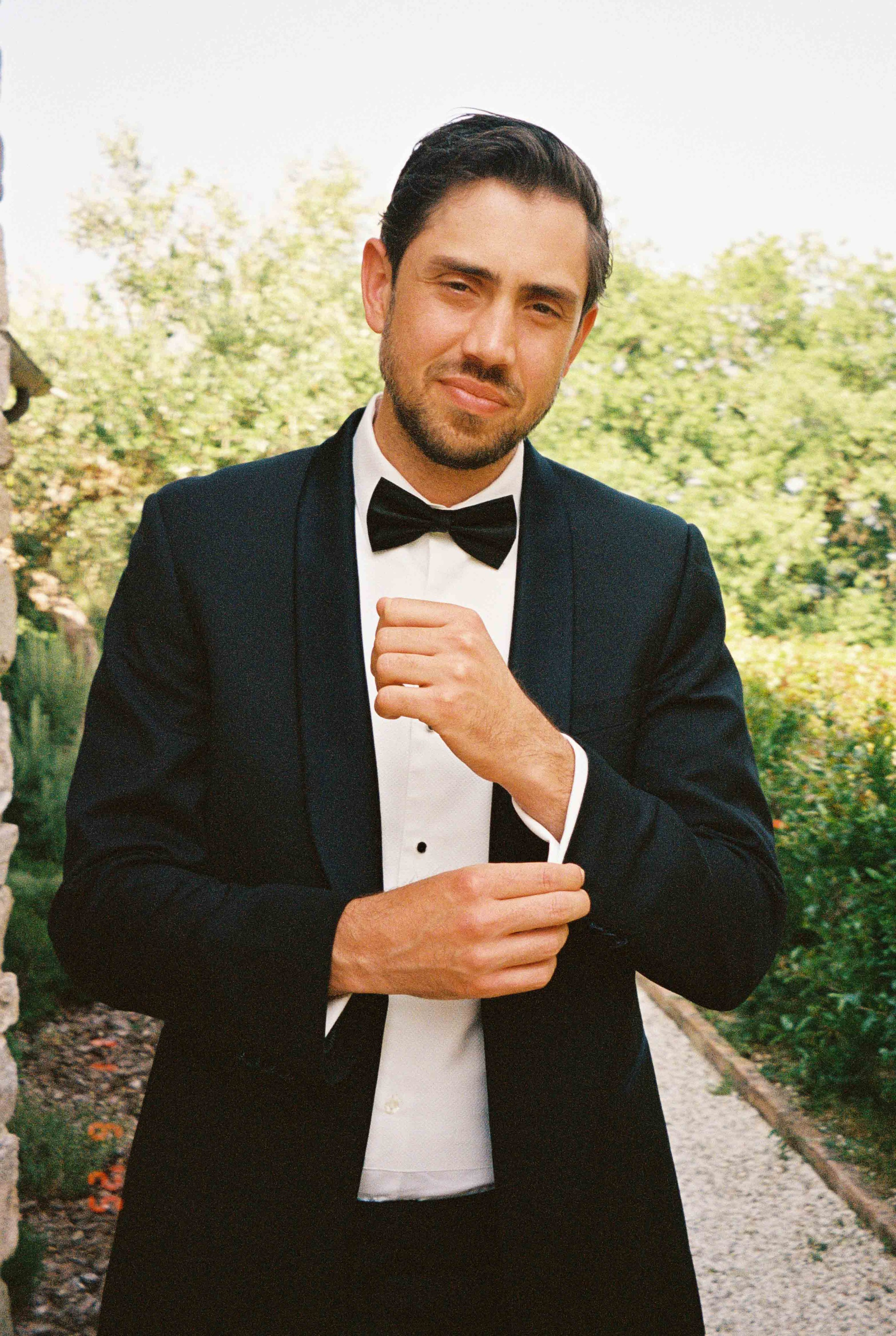 Getting Ready Groom at Borgo Bastia Creti 