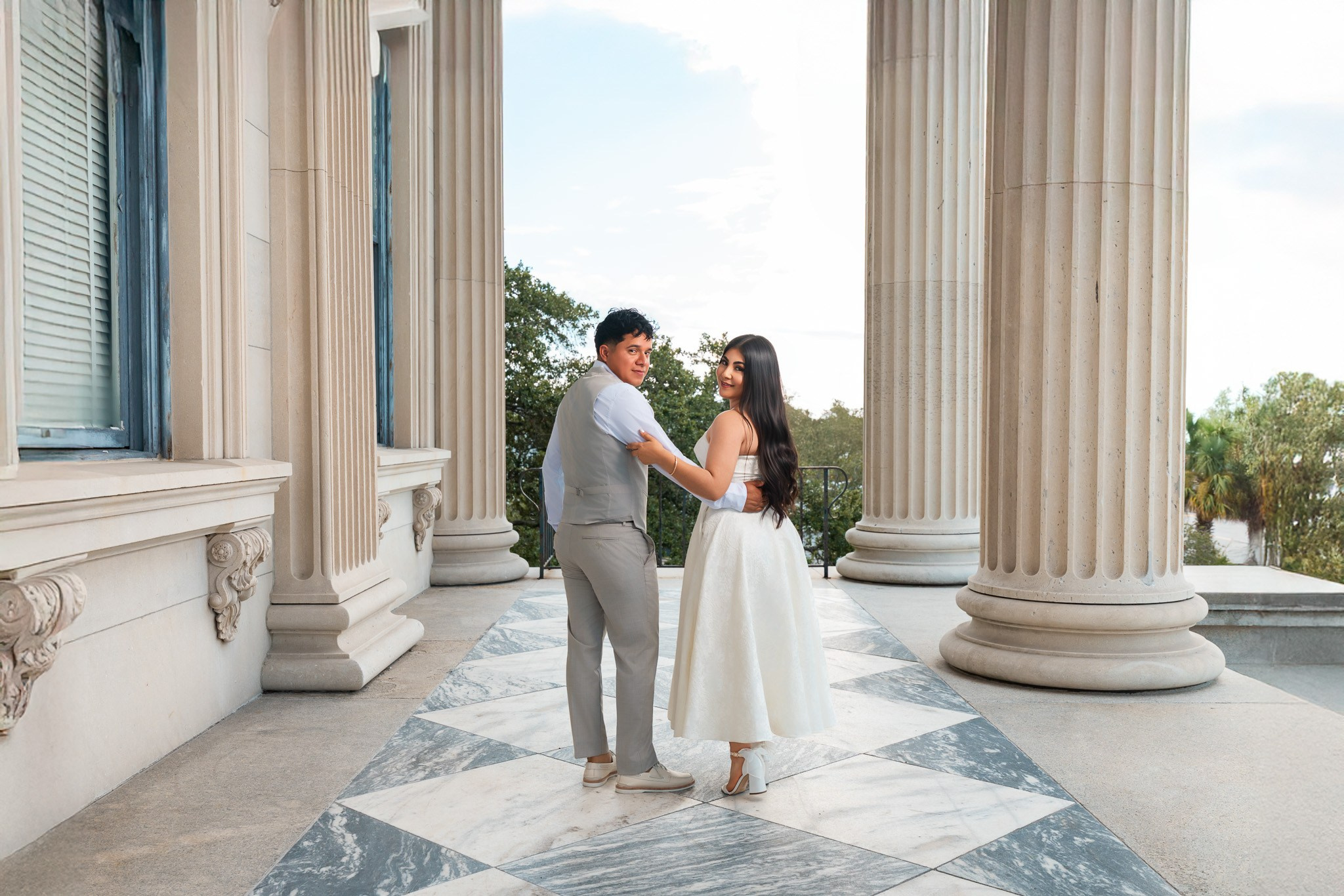 Saday & Alex. Professional family, maternity & newborn photographer in North Charleston, SC, creating timeless portraits