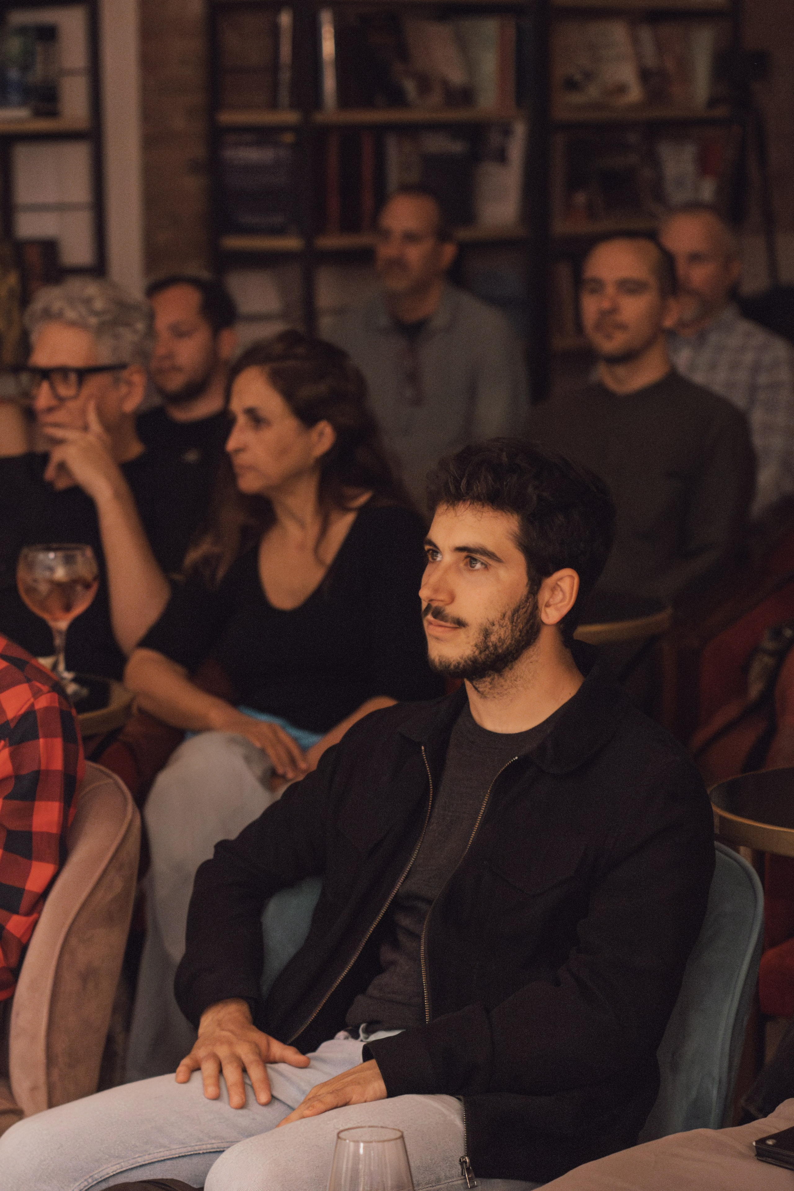 Neslive Music, Barcelona. Alexandra Uzianova — photo and video content in Barcelona